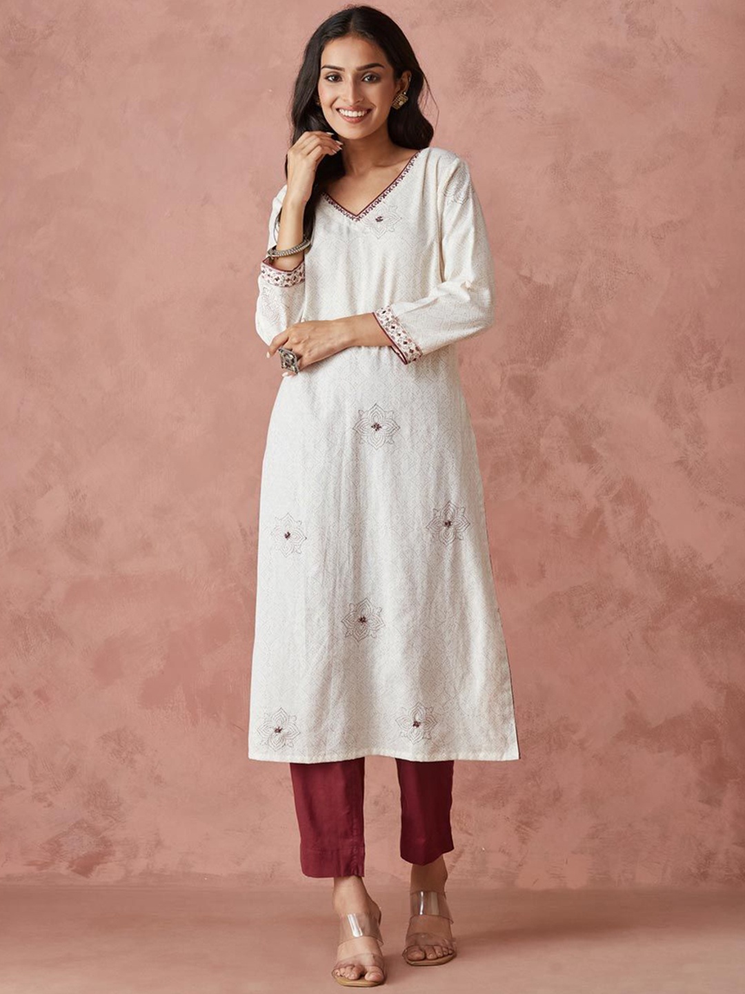 Fabindia Ethnic Motifs Printed Straight Thread Work Pure Cotton Kurta with Pyjamas, White
Fabindia Ethnic Motifs Printed Straight Thread Work Pure Cotton Kurta with Pyjamas, White
