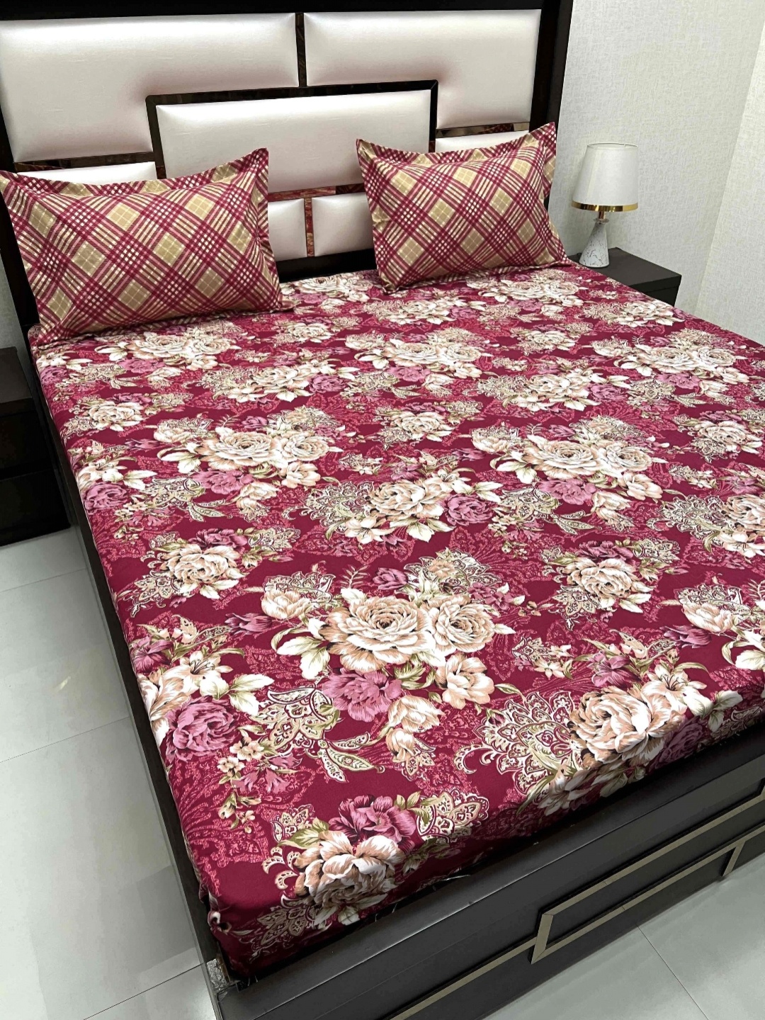 Pure Decor King Size Fitted Double Bedsheet With 2 Pillow Covers 6 ft X 6.3 ft X 1 ft, Maroon
Pure Decor King Size Fitted Double Bedsheet With 2 Pillow Covers 6 ft X 6.3 ft X 1 ft, Maroon