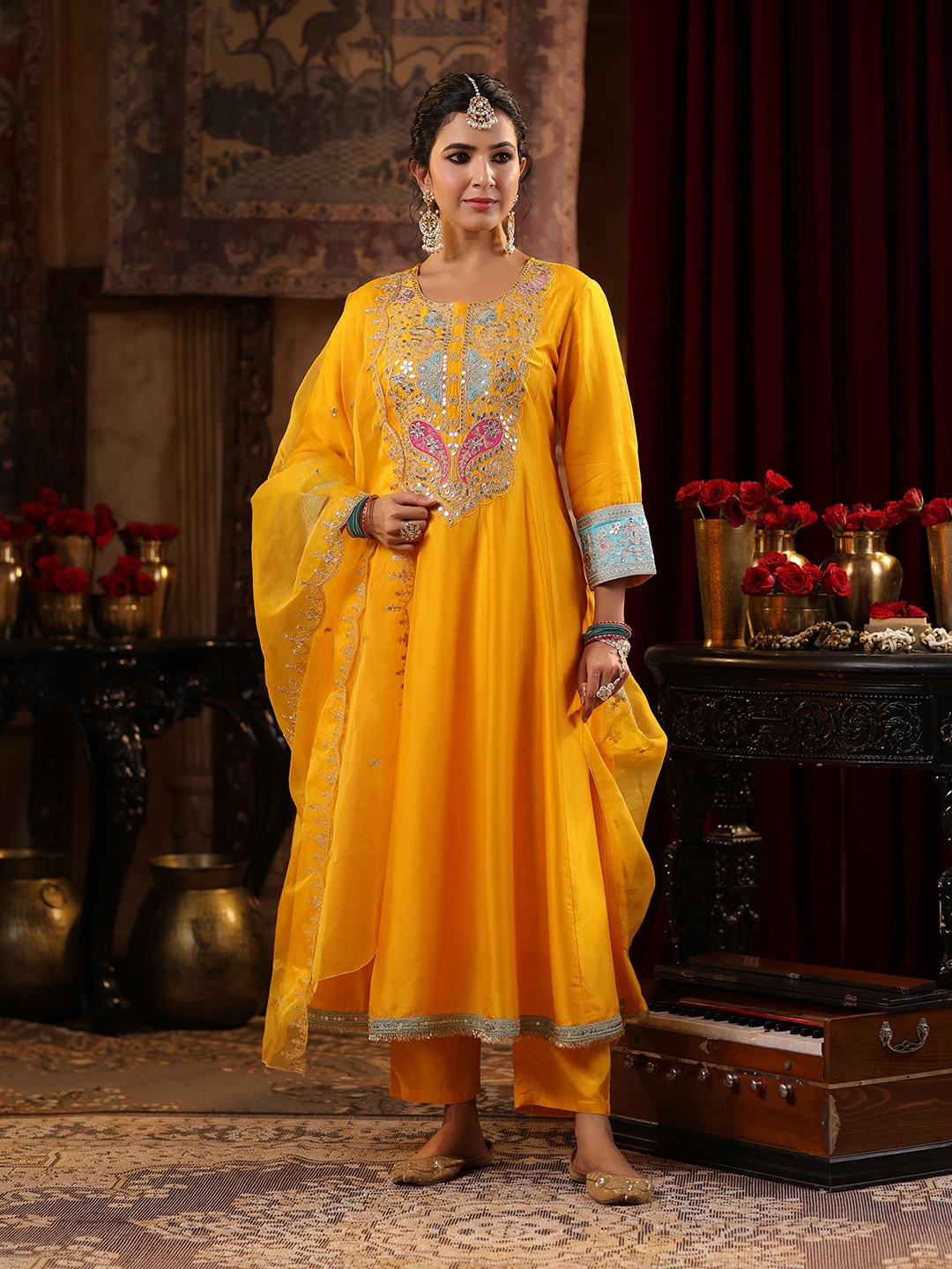 SCAKHI Ethnic Motifs Embroidered Panelled Sequinned Anarkali Kurta With Trousers & Dupatta, Yellow
SCAKHI Ethnic Motifs Embroidered Panelled Sequinned Anarkali Kurta With Trousers & Dupatta, Yellow