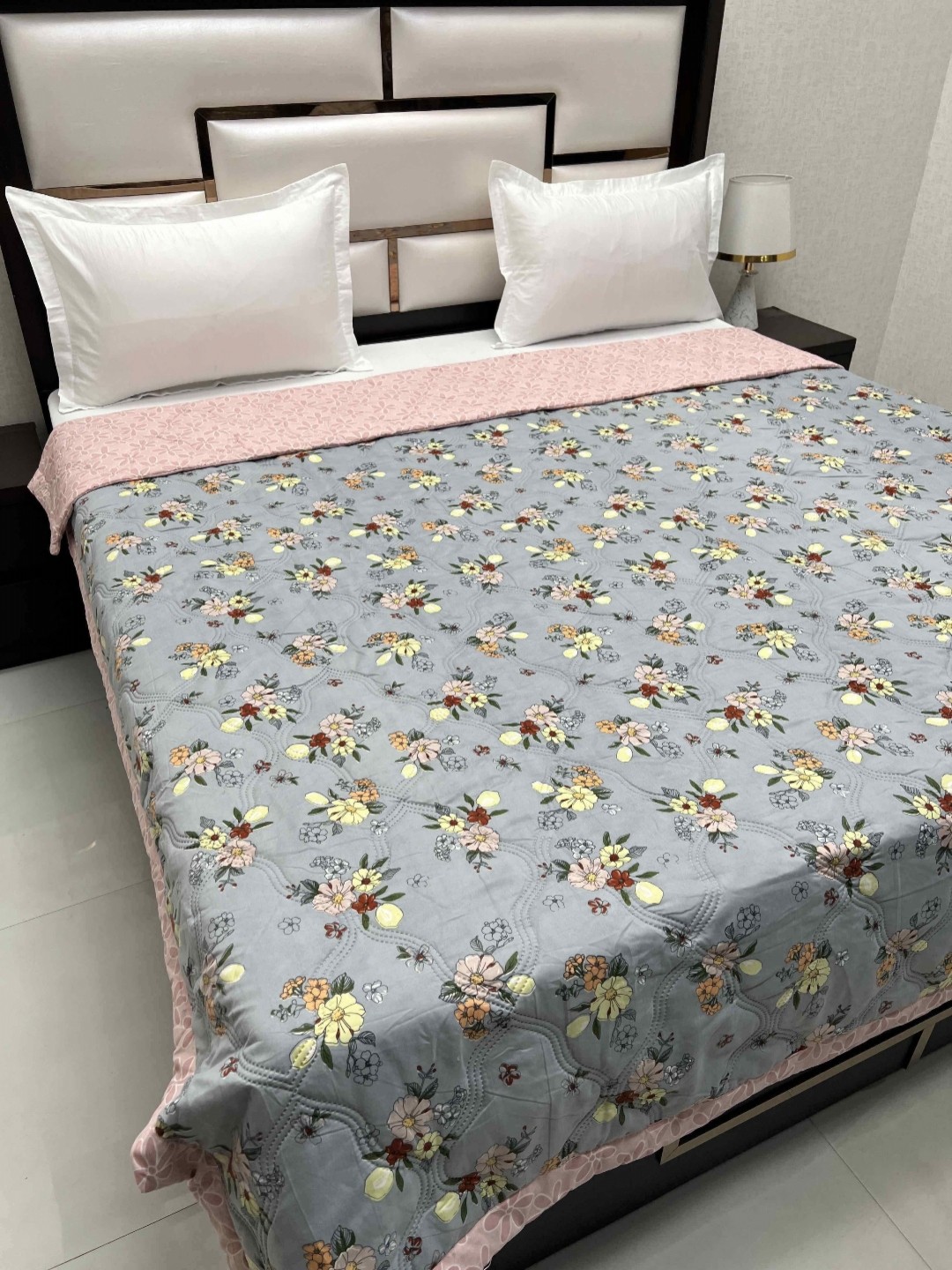 Pure Decor Doze Blue & Yellow Floral AC Room 350 GSM Reversible King Double Bed Comforter
Pure Decor Doze Blue & Yellow Floral AC Room 350 GSM Reversible King Double Bed Comforter