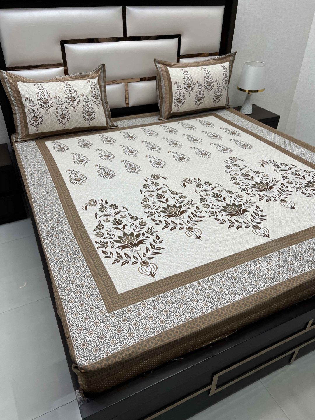 Pure Decor White & Brown Pinted 230 TC Pure Cotton Super King Bedsheet & 2 Pillow Covers
Pure Decor White & Brown Pinted 230 TC Pure Cotton Super King Bedsheet & 2 Pillow Covers