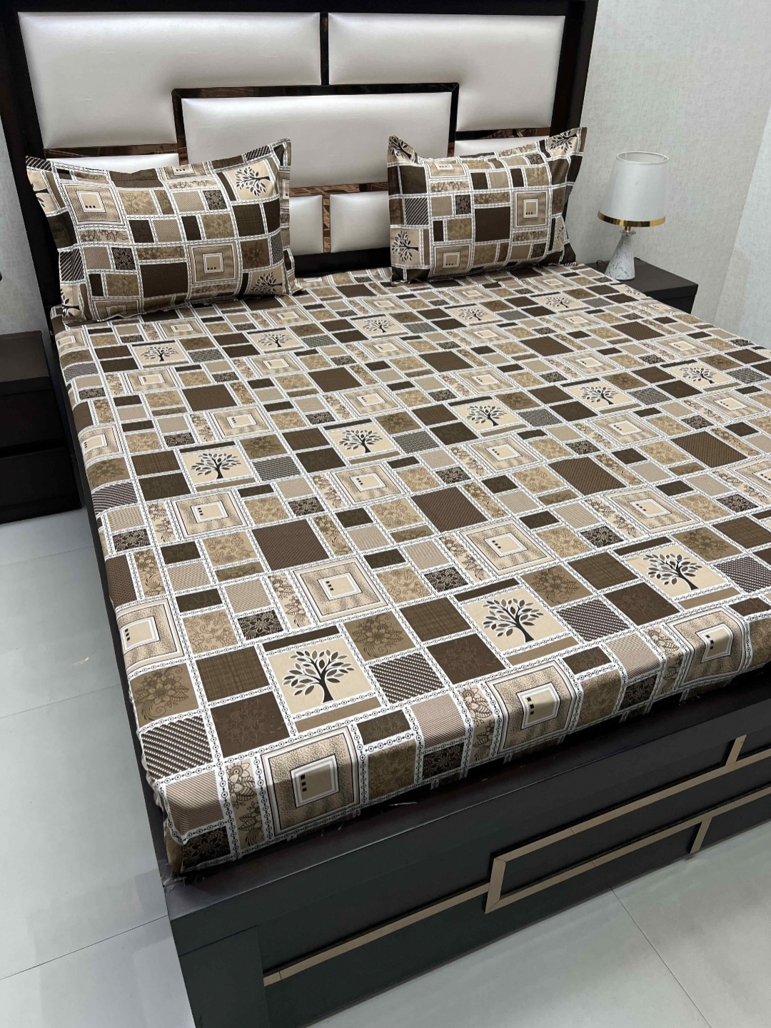 Pure Decor Brown & White Pinted 230 TC Pure Cotton Super King Bedsheet & 2 Pillow Covers
Pure Decor Brown & White Pinted 230 TC Pure Cotton Super King Bedsheet & 2 Pillow Covers