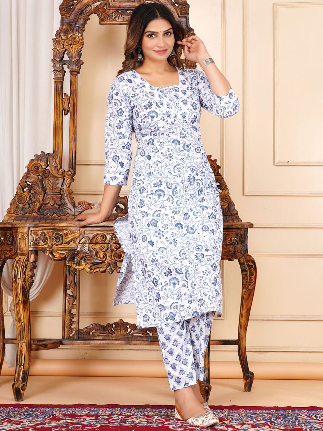 Aarti Fashion Floral Printed Regular Pure Cotton Straight Kurta with Trousers, Blue
Aarti Fashion Floral Printed Regular Pure Cotton Straight Kurta with Trousers, Blue
