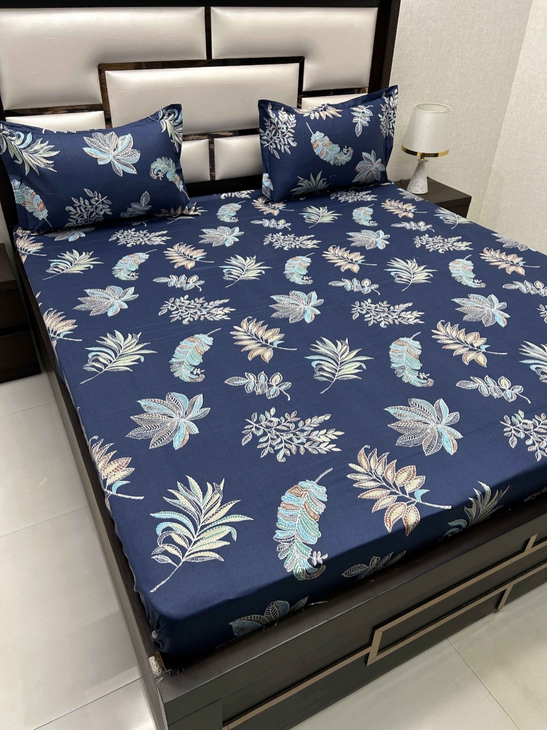Pure Decor Velar Sib Blue Floral Pure Cotton 220 TC King Bedsheet with 2 Pillow Covers
Pure Decor Velar Sib Blue Floral Pure Cotton 220 TC King Bedsheet with 2 Pillow Covers
