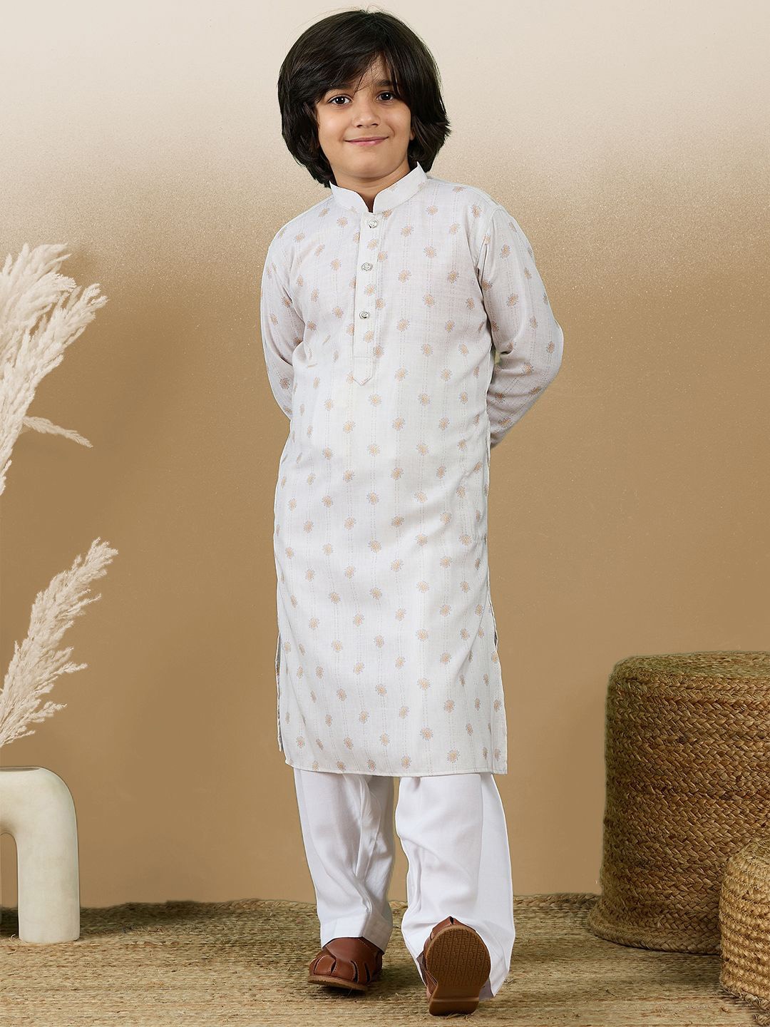 Here&Now X Sanwara Boys Chic & Classic Floral Printed Straight Cotton Kurta with Patiala, Beige
Here&Now X Sanwara Boys Chic & Classic Floral Printed Straight Cotton Kurta with Patiala, Beige