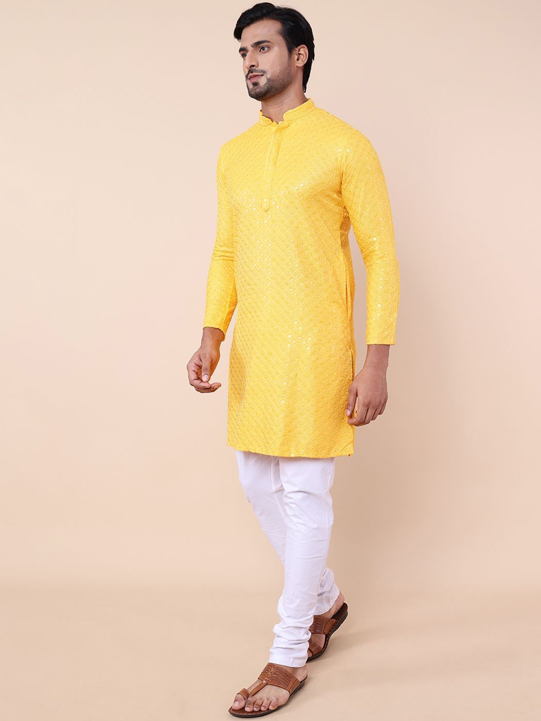 NAMASKAR Ethnic Motifs Embroidered Sequinned Mandarin Collar Silk Straight Kurta, Yellow
NAMASKAR Ethnic Motifs Embroidered Sequinned Mandarin Collar Silk Straight Kurta, Yellow