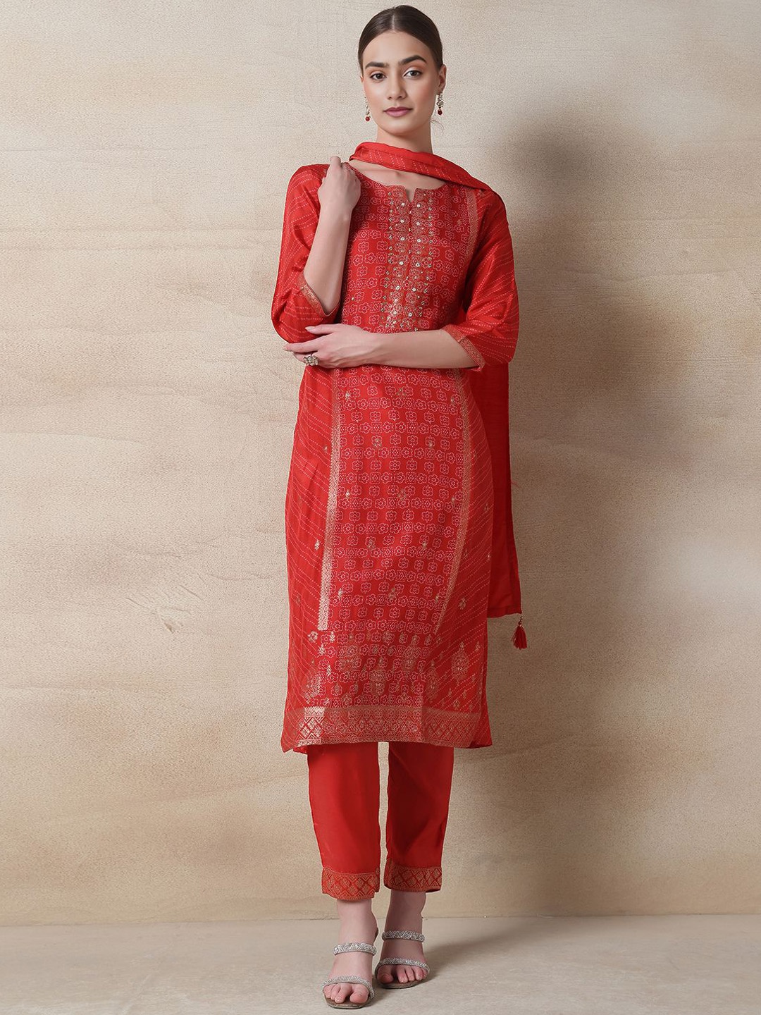 Rang by Indya Ethnic Motifs Printed Straight Kurta with Trousers & With Dupatta, Red
Rang by Indya Ethnic Motifs Printed Straight Kurta with Trousers & With Dupatta, Red