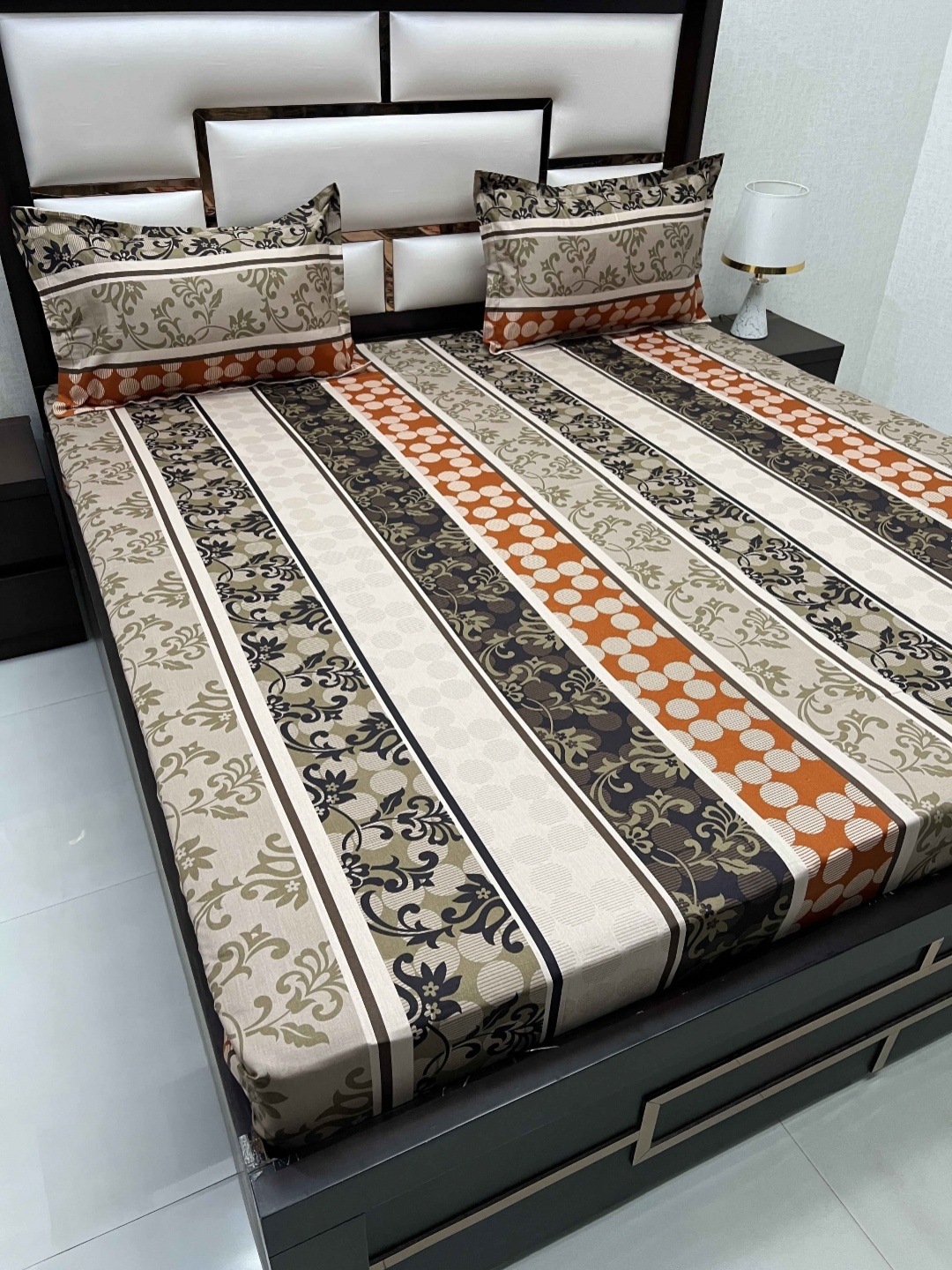 Pure Decor Cotton Queen Size Double Bed Bedsheet With 2 Pillow Covers 2.28m X 2.54m, Brown
Pure Decor Cotton Queen Size Double Bed Bedsheet With 2 Pillow Covers 2.28m X 2.54m, Brown