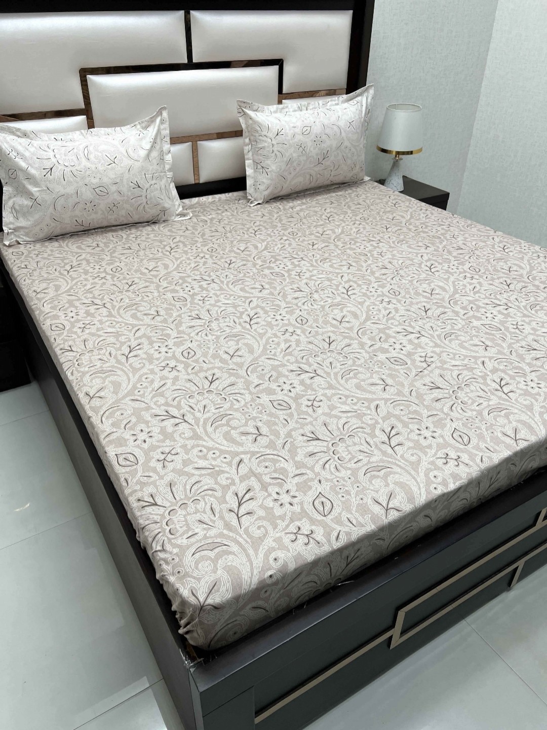 Pure Decor Cotton King Size Double Bed Bedsheet With 2 Pillow Covers 2.74m X 2.74m, Brown
Pure Decor Cotton King Size Double Bed Bedsheet With 2 Pillow Covers 2.74m X 2.74m, Brown