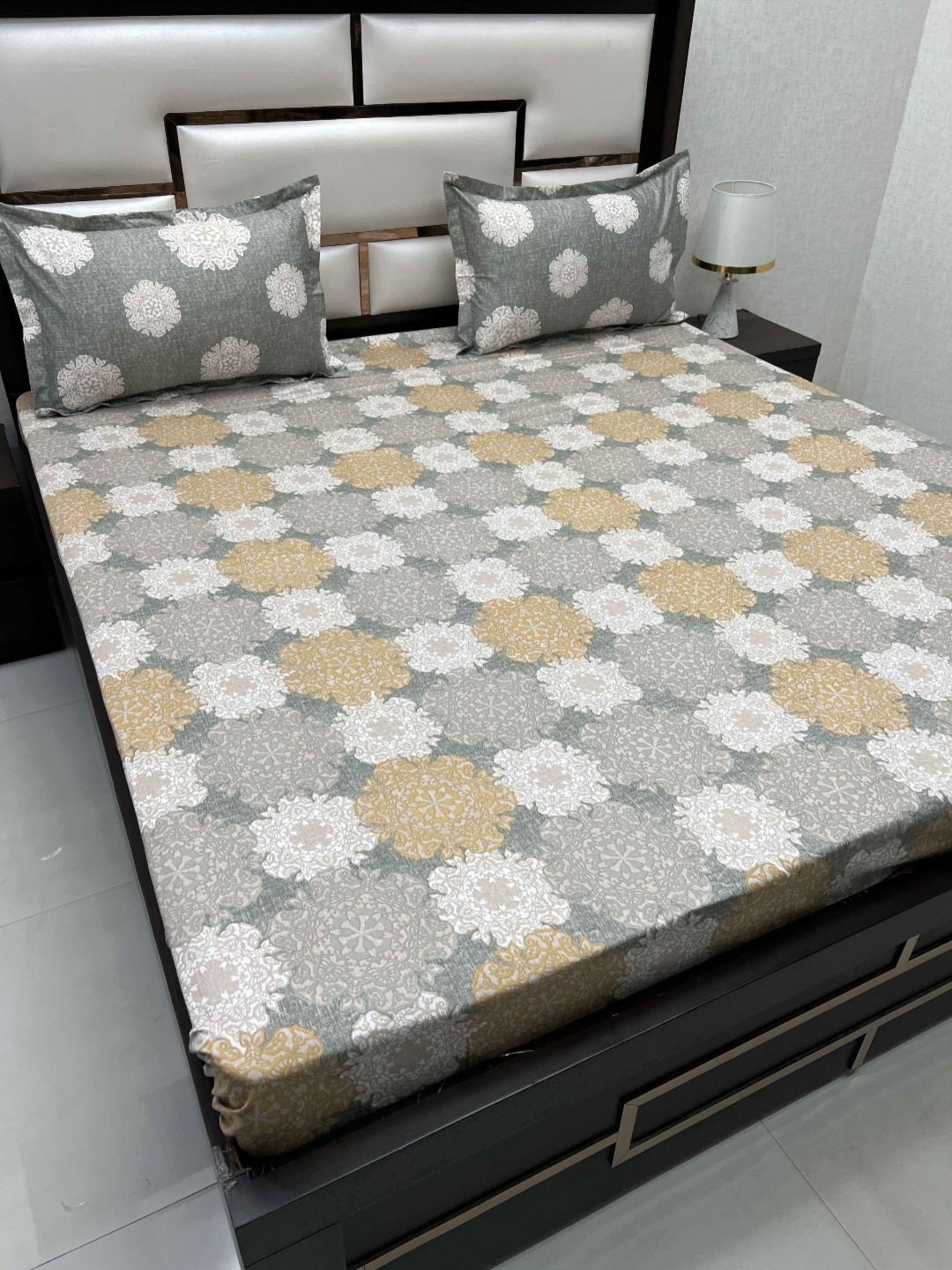 Pure Decor Lifestyle Grey Ethnic Motifs Pure Coton King Bedsheet with 2 Pillow Covers
Pure Decor Lifestyle Grey Ethnic Motifs Pure Coton King Bedsheet with 2 Pillow Covers