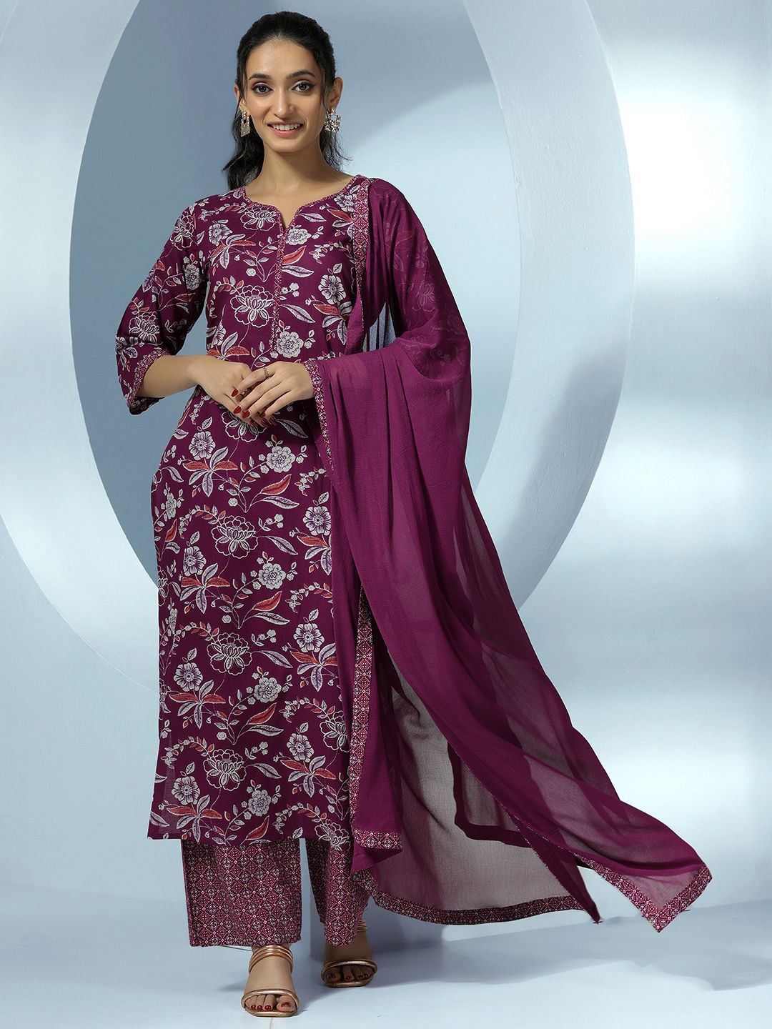 Libas Women Floral Printed Regular Pure Cotton Kurta with Palazzos & With Dupatta, Burgundy
Libas Women Floral Printed Regular Pure Cotton Kurta with Palazzos & With Dupatta, Burgundy