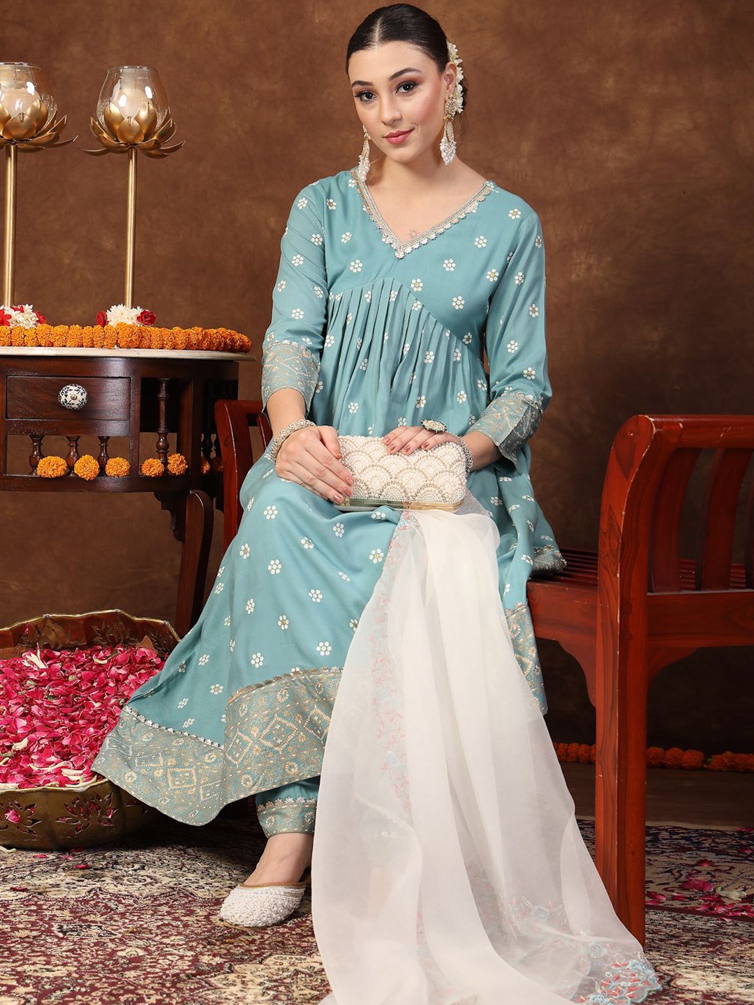 Stylum Ethnic Motifs Printed Empire Pure Rayon Kurta With Trousers & Dupatta, Blue
Stylum Ethnic Motifs Printed Empire Pure Rayon Kurta With Trousers & Dupatta, Blue
