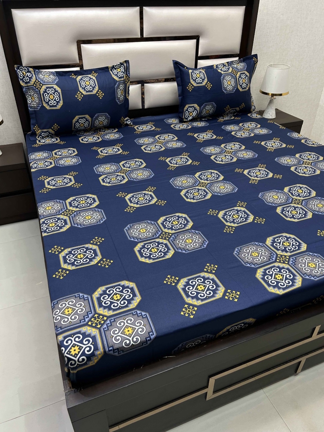 Pure Decor Velar Sib Blue & White Ethnic Motifs Printed Cotton 220 TC King Bedsheet Set
Pure Decor Velar Sib Blue & White Ethnic Motifs Printed Cotton 220 TC King Bedsheet Set