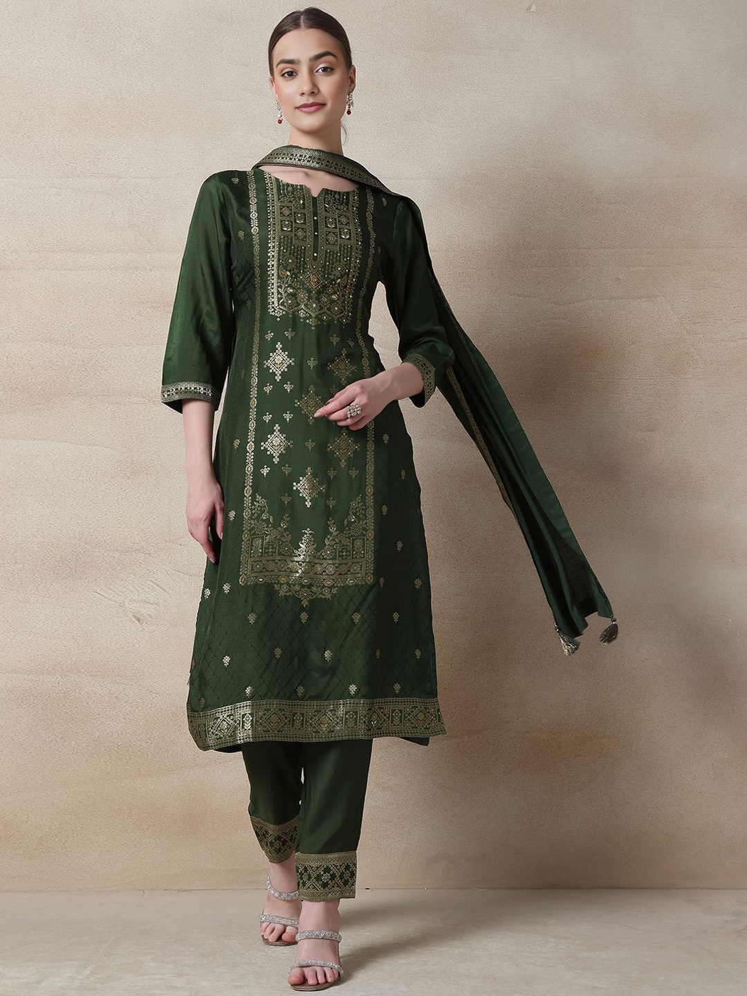 Rang by Indya Ethnic Motifs Printed Woven Design Zari Kurta With Trousers & Dupatta, Green
Rang by Indya Ethnic Motifs Printed Woven Design Zari Kurta With Trousers & Dupatta, Green