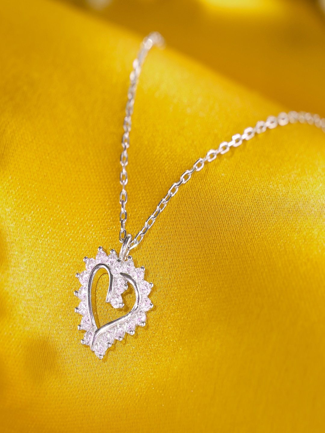 DEESSA 925 Sterling Silver Rhodium-Plated Stones Studded Heart Shaped Pendant With Chain
DEESSA 925 Sterling Silver Rhodium-Plated Stones Studded Heart Shaped Pendant With Chain
