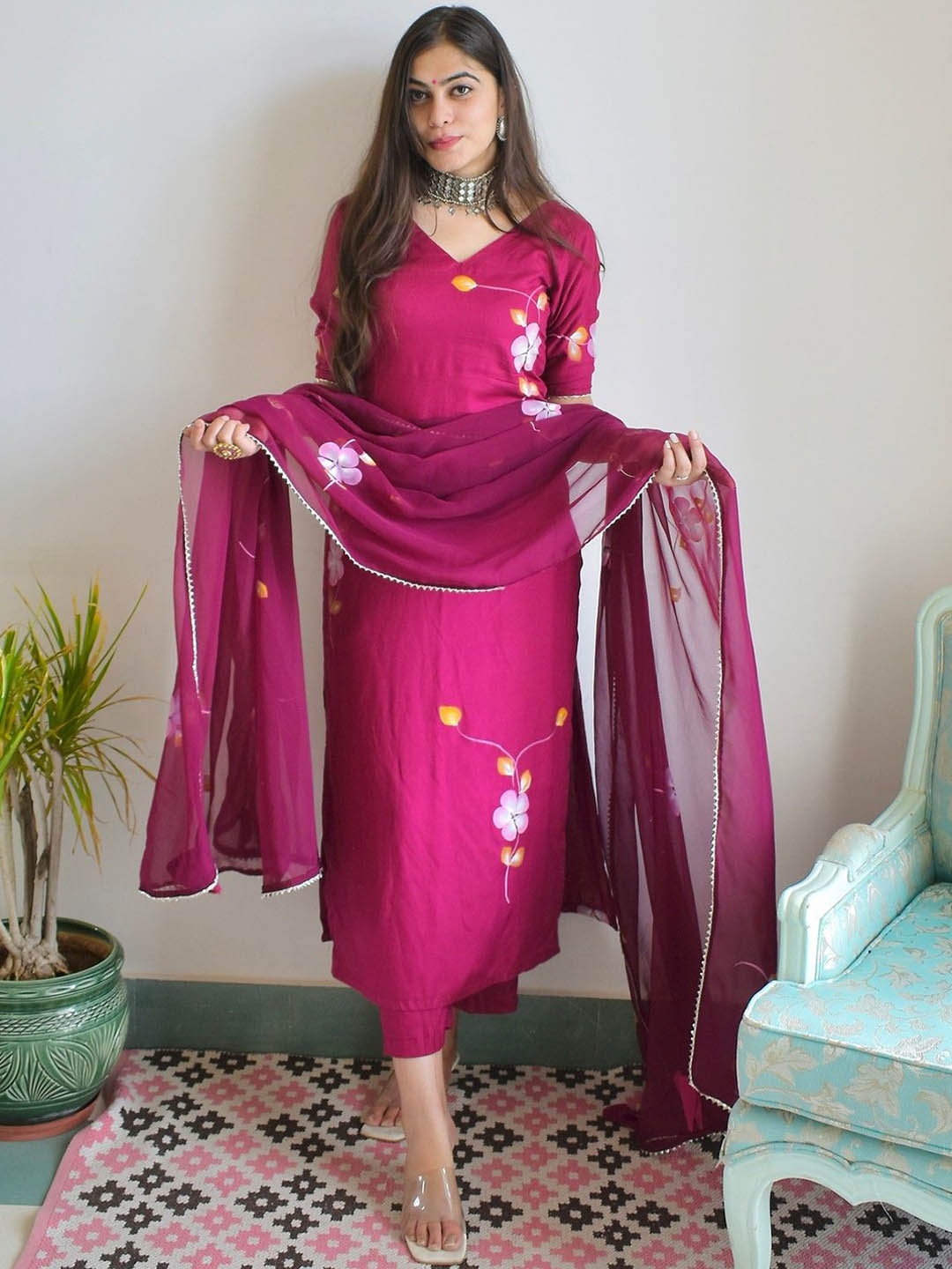LABEL KRISHA Floral Printed Pure Cotton Straight Kurta with Trousers & Dupatta, Maroon
LABEL KRISHA Floral Printed Pure Cotton Straight Kurta with Trousers & Dupatta, Maroon