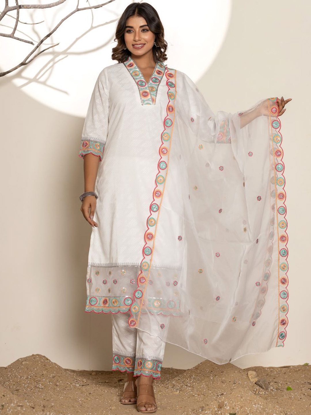 Chandbaali Geometric Woven Design Thread Work Pure Cotton Dobby Kurta & Trouser & Dupatta, White
Chandbaali Geometric Woven Design Thread Work Pure Cotton Dobby Kurta & Trouser & Dupatta, White