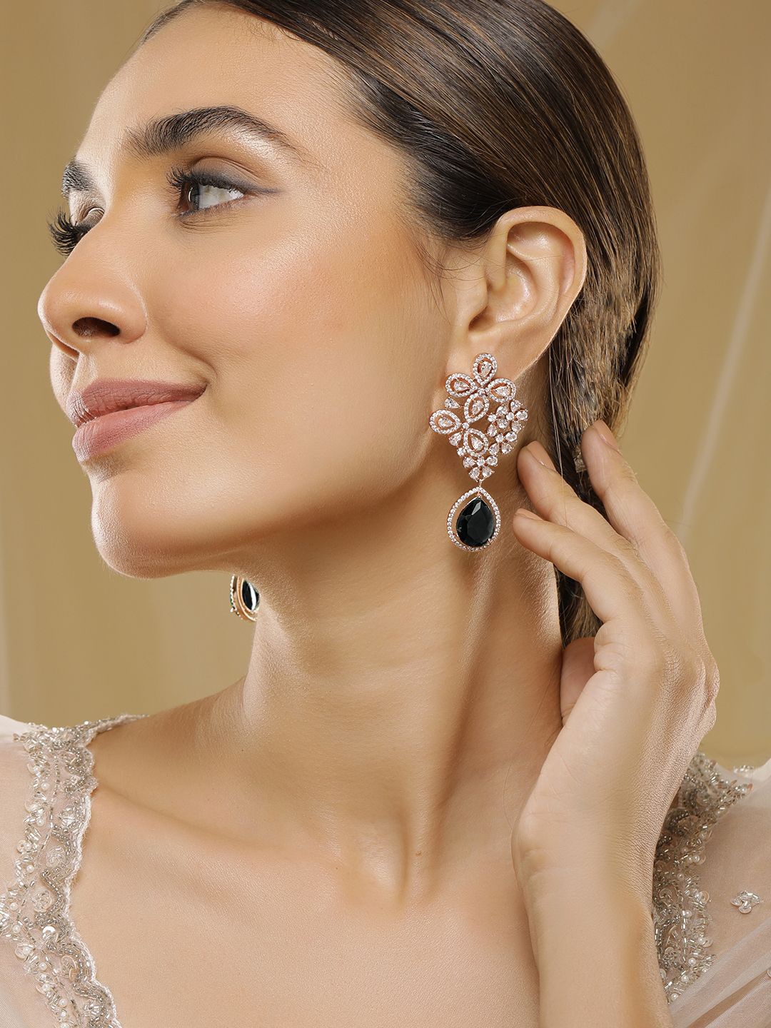 Rubans 18K Rose Gold-Plated Black Onyx & Cubic Zirconia Studded Floral Dangle Earrings
Rubans 18K Rose Gold-Plated Black Onyx & Cubic Zirconia Studded Floral Dangle Earrings
