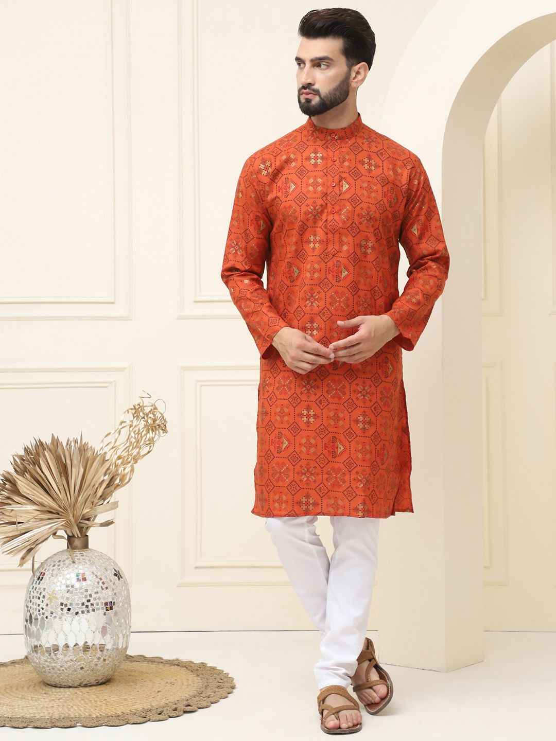 SOJANYA Ethnic Motifs Printed Mandarin Collar Cotton Linen Straight Kurta with Pyjamas, Orange
SOJANYA Ethnic Motifs Printed Mandarin Collar Cotton Linen Straight Kurta with Pyjamas, Orange
