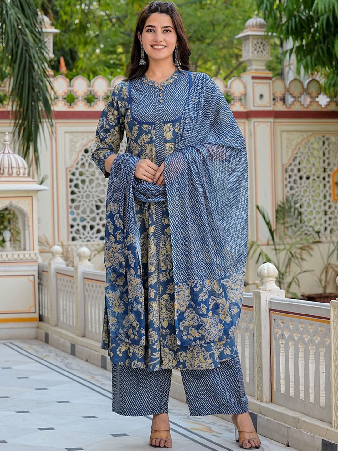 YASH GALLERY Floral Printed Mandarin Collar Anarkali Kurta with Trousers & Dupatta, Blue
YASH GALLERY Floral Printed Mandarin Collar Anarkali Kurta with Trousers & Dupatta, Blue