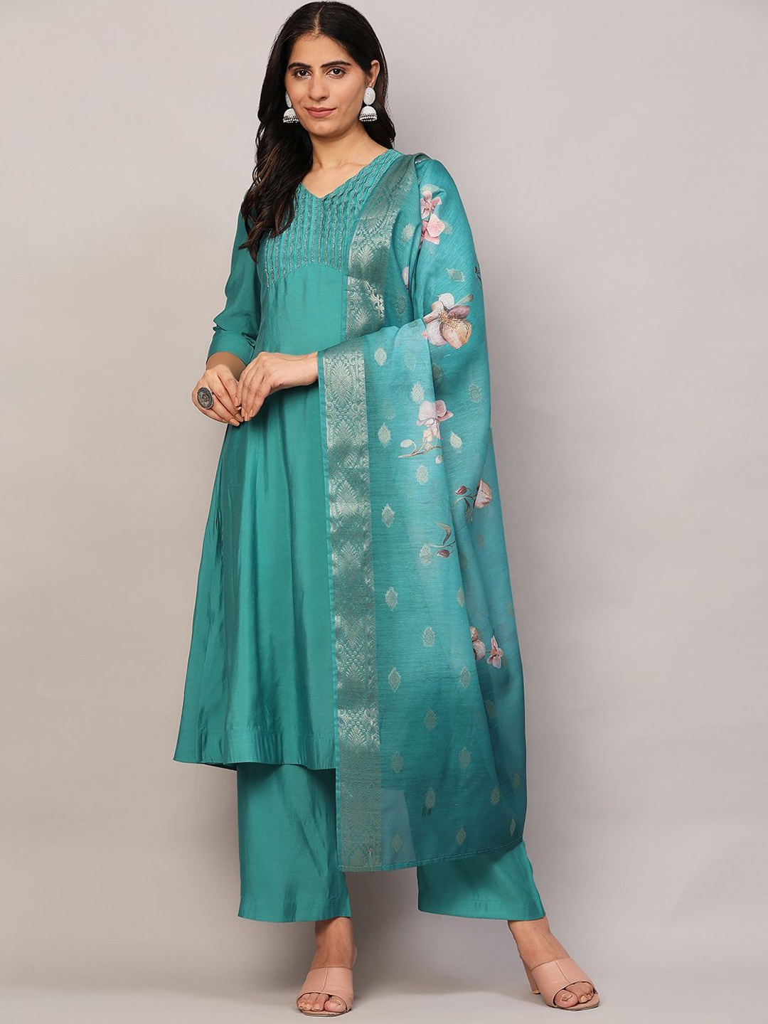 Poshak Hub Floral Embroidered Beads and Stones A-Line Kurta With Palazzos & Dupatta, Turquoise blue
Poshak Hub Floral Embroidered Beads and Stones A-Line Kurta With Palazzos & Dupatta, Turquoise blue