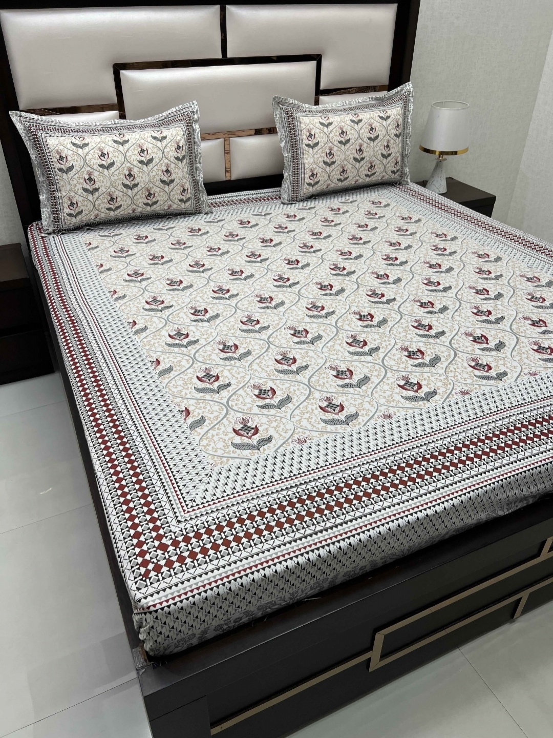 Pure Decor Llifestyle White Floral Printed Cotton 300 TC King Bedsheet & 2 Pillow Covers
Pure Decor Llifestyle White Floral Printed Cotton 300 TC King Bedsheet & 2 Pillow Covers