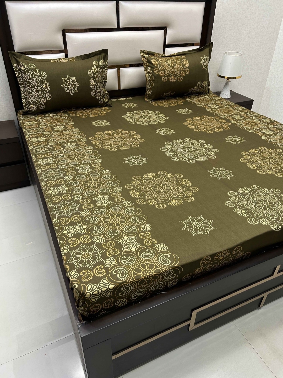 Pure Decor Velar Sib Green Ethnic Printed Cotton 250 TC King Bedsheet & 2 Pillow Covers
Pure Decor Velar Sib Green Ethnic Printed Cotton 250 TC King Bedsheet & 2 Pillow Covers