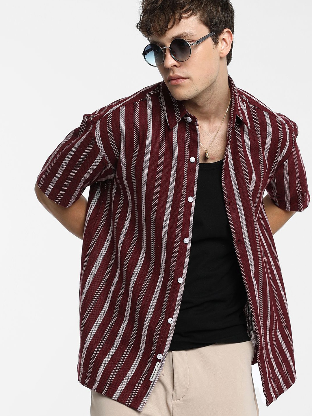 Campus Sutra Men Comfort Spread Collar Vertical Striped Polycotton Casual Shirt, Maroon
Campus Sutra Men Comfort Spread Collar Vertical Striped Polycotton Casual Shirt, Maroon