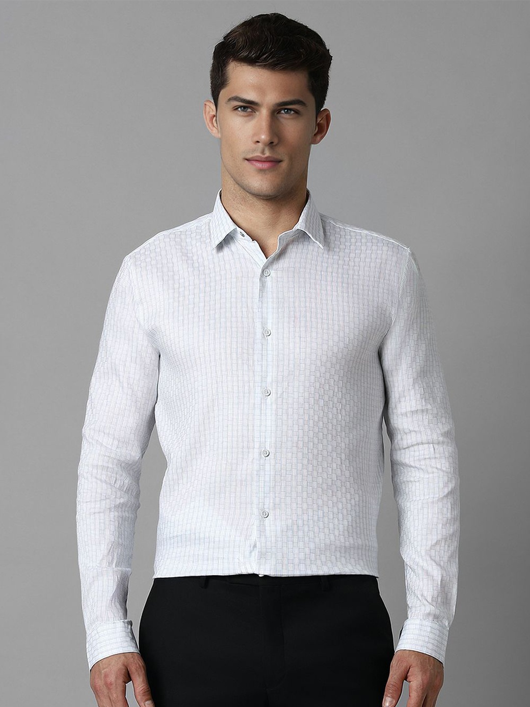 Louis Philippe Sport Men Super Spread Collar Checked Cotton Slim Fit Formal Shirt, White
Louis Philippe Sport Men Super Spread Collar Checked Cotton Slim Fit Formal Shirt, White