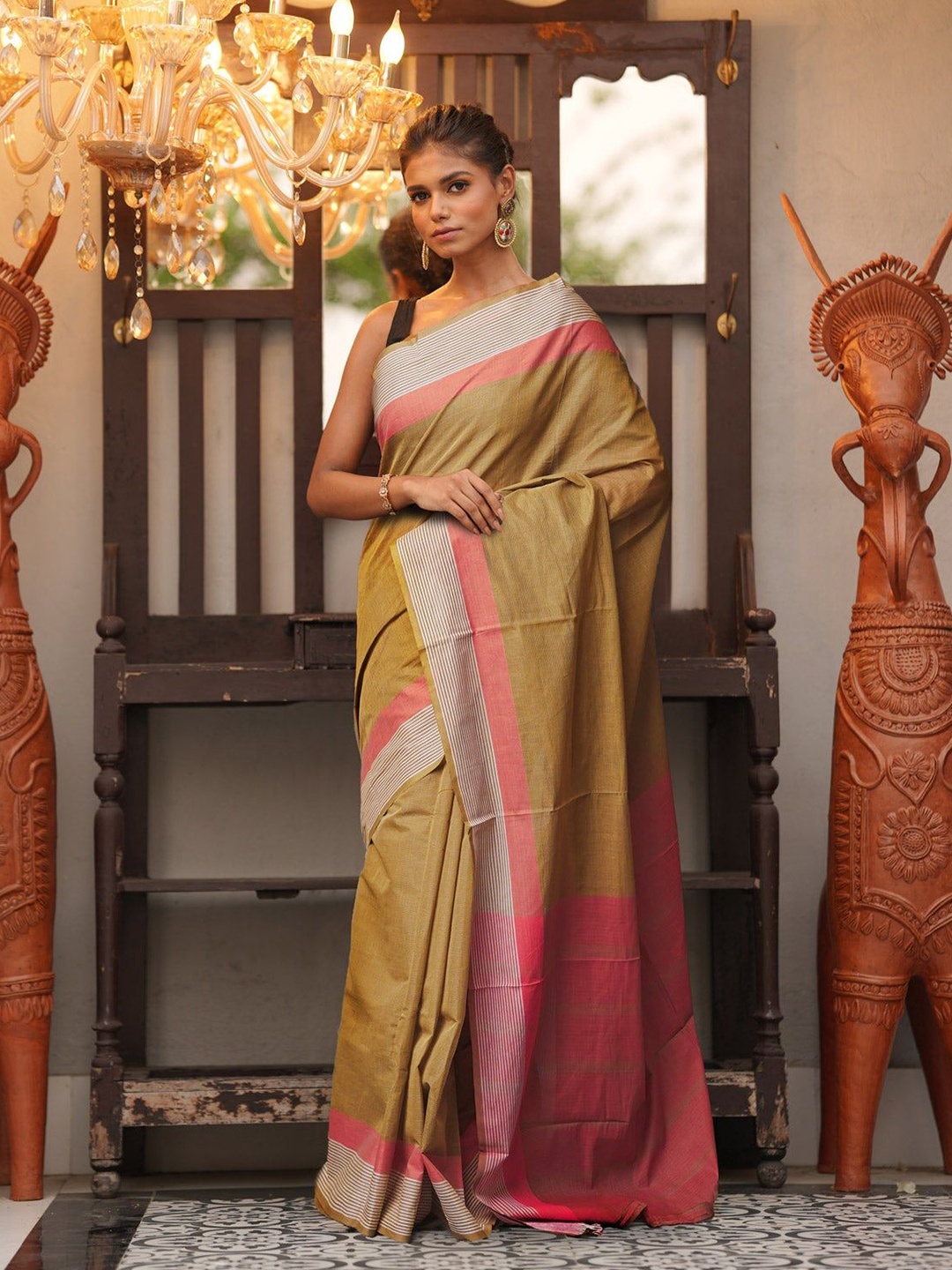 Unnati Silks Women Solid Pure Cotton Handloom Mangalagiri Saree, Green
Unnati Silks Women Solid Pure Cotton Handloom Mangalagiri Saree, Green