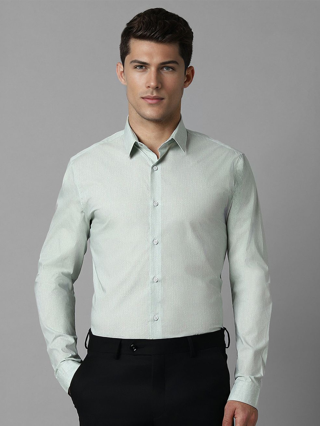 Louis Philippe Sport Men Super Spread Collar Solid Cotton Slim Fit Formal Shirt, Green
Louis Philippe Sport Men Super Spread Collar Solid Cotton Slim Fit Formal Shirt, Green