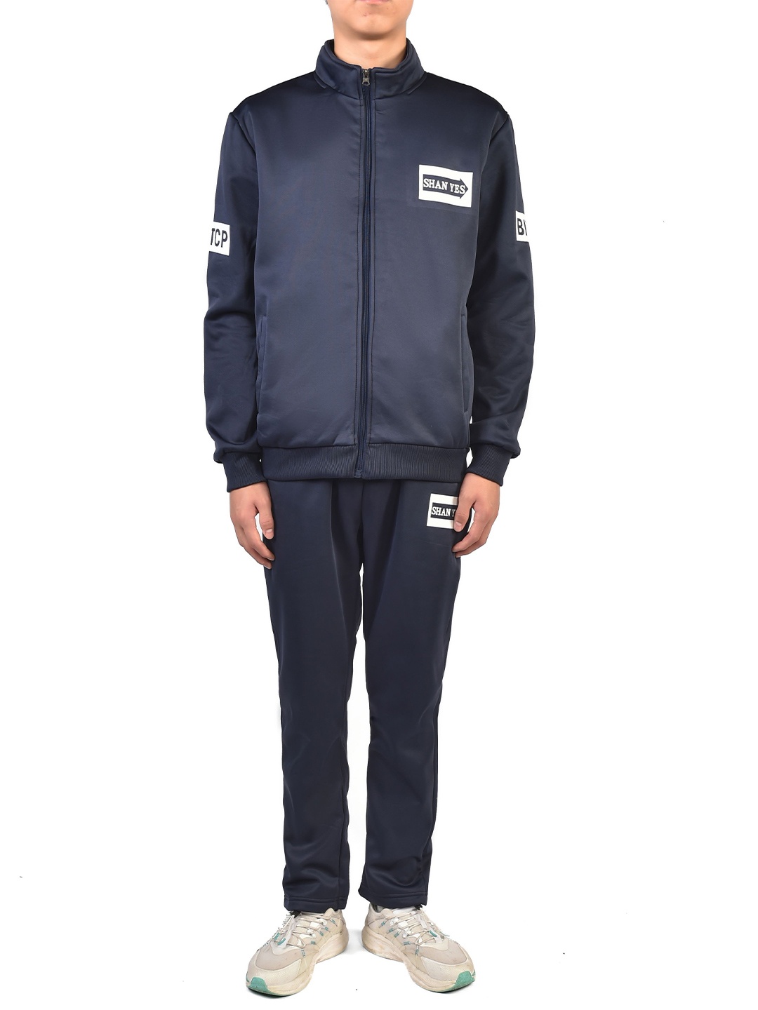 StyleCast x Revolte Printed Mock Collar Long Sleeves Jacket with Trouser Tracksuits, Navy blue
StyleCast x Revolte Printed Mock Collar Long Sleeves Jacket with Trouser Tracksuits, Navy blue