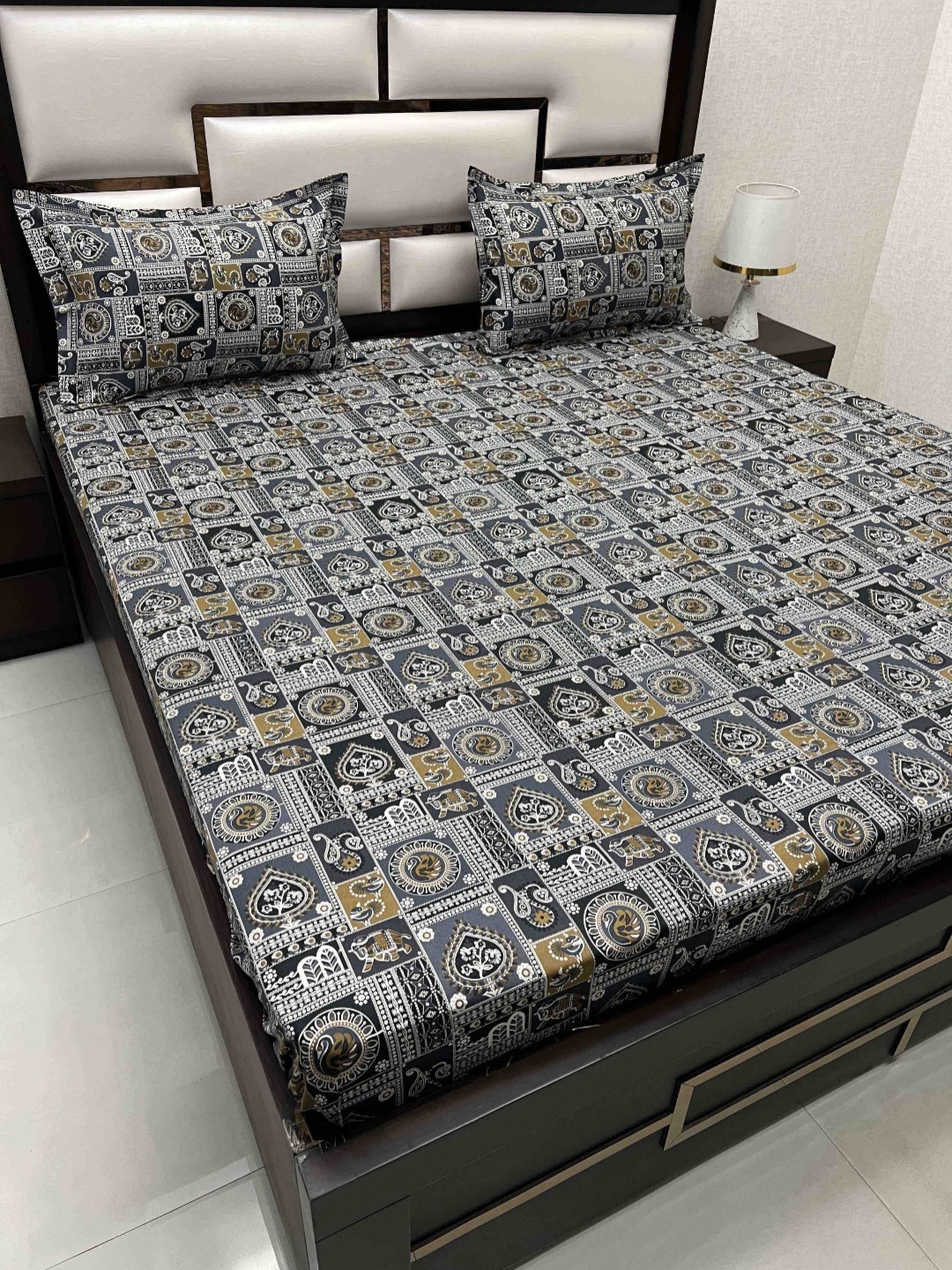 Pure Decor Velar Sib Black Ethnic Printed Cotton 300 TC King Bedsheet & 2 Pillow Covers
Pure Decor Velar Sib Black Ethnic Printed Cotton 300 TC King Bedsheet & 2 Pillow Covers