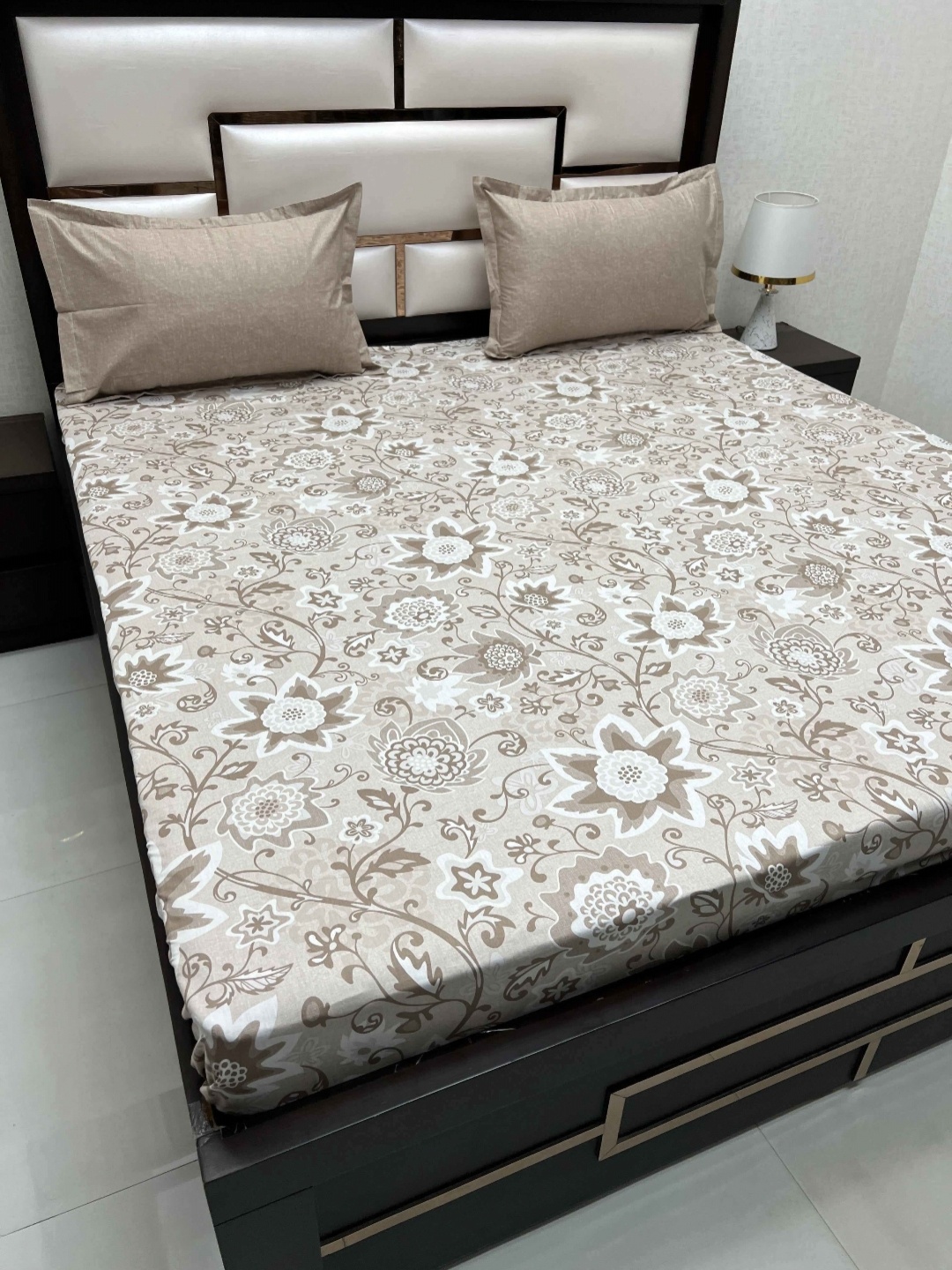 Pure Decor Cotton King Size Double Bedsheet With 2 Pillow Covers 2.74m X 2.74m, Brown
Pure Decor Cotton King Size Double Bedsheet With 2 Pillow Covers 2.74m X 2.74m, Brown
