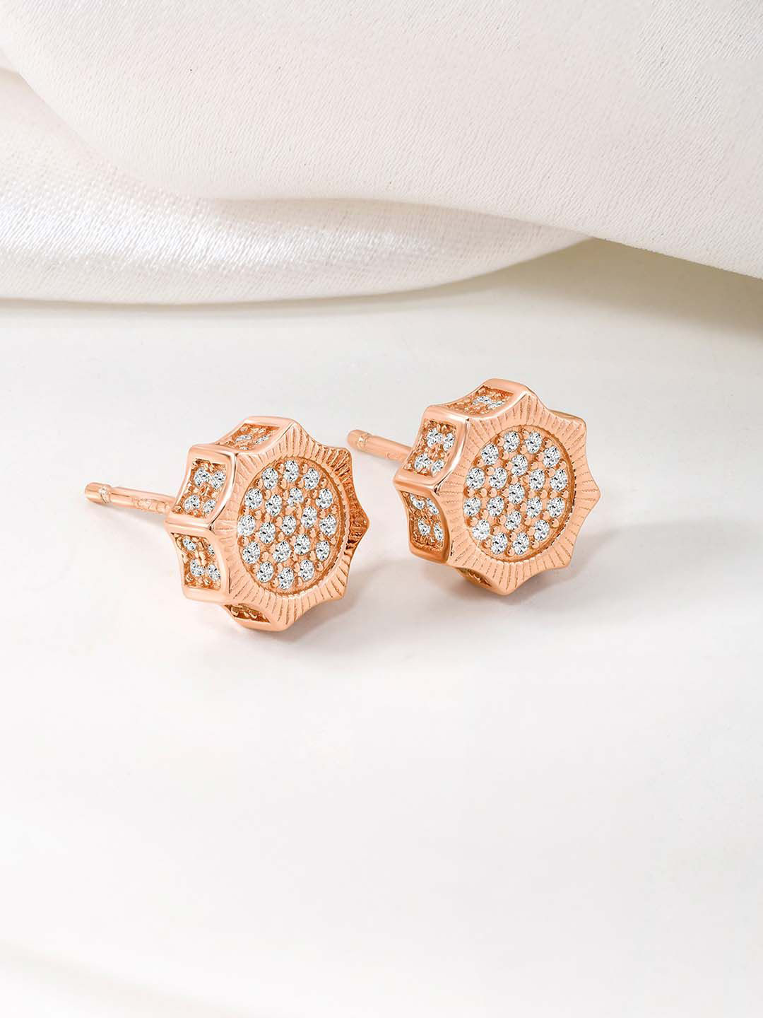 Silvora by Peora 925 Sterling Silver Rose Gold-Plated Cubic Zirconia Studded Classic Studs
Silvora by Peora 925 Sterling Silver Rose Gold-Plated Cubic Zirconia Studded Classic Studs