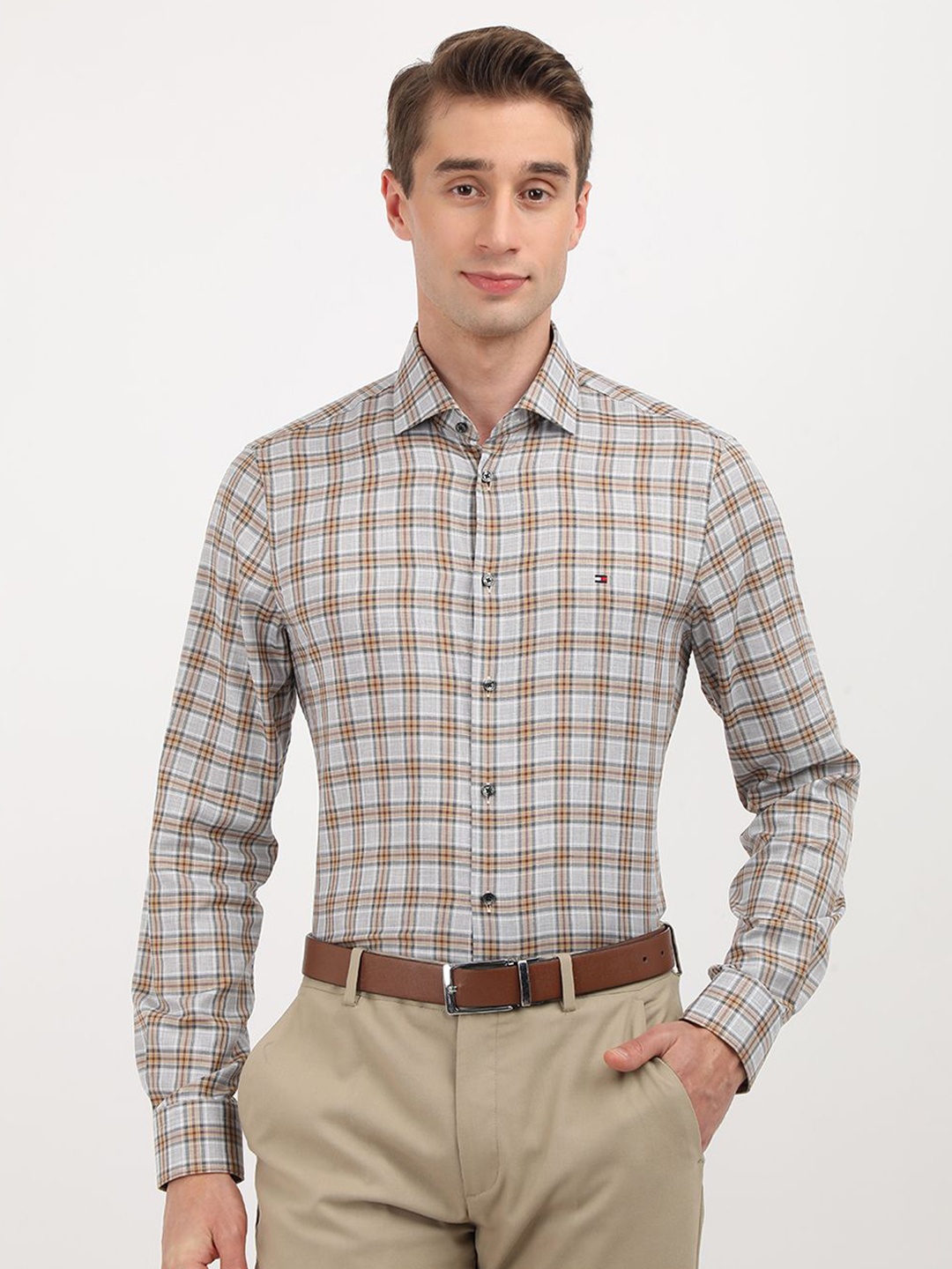 Tommy Hilfiger Men Classic Spread Collar Tartan Checked Cotton Formal Shirt, Grey
Tommy Hilfiger Men Classic Spread Collar Tartan Checked Cotton Formal Shirt, Grey