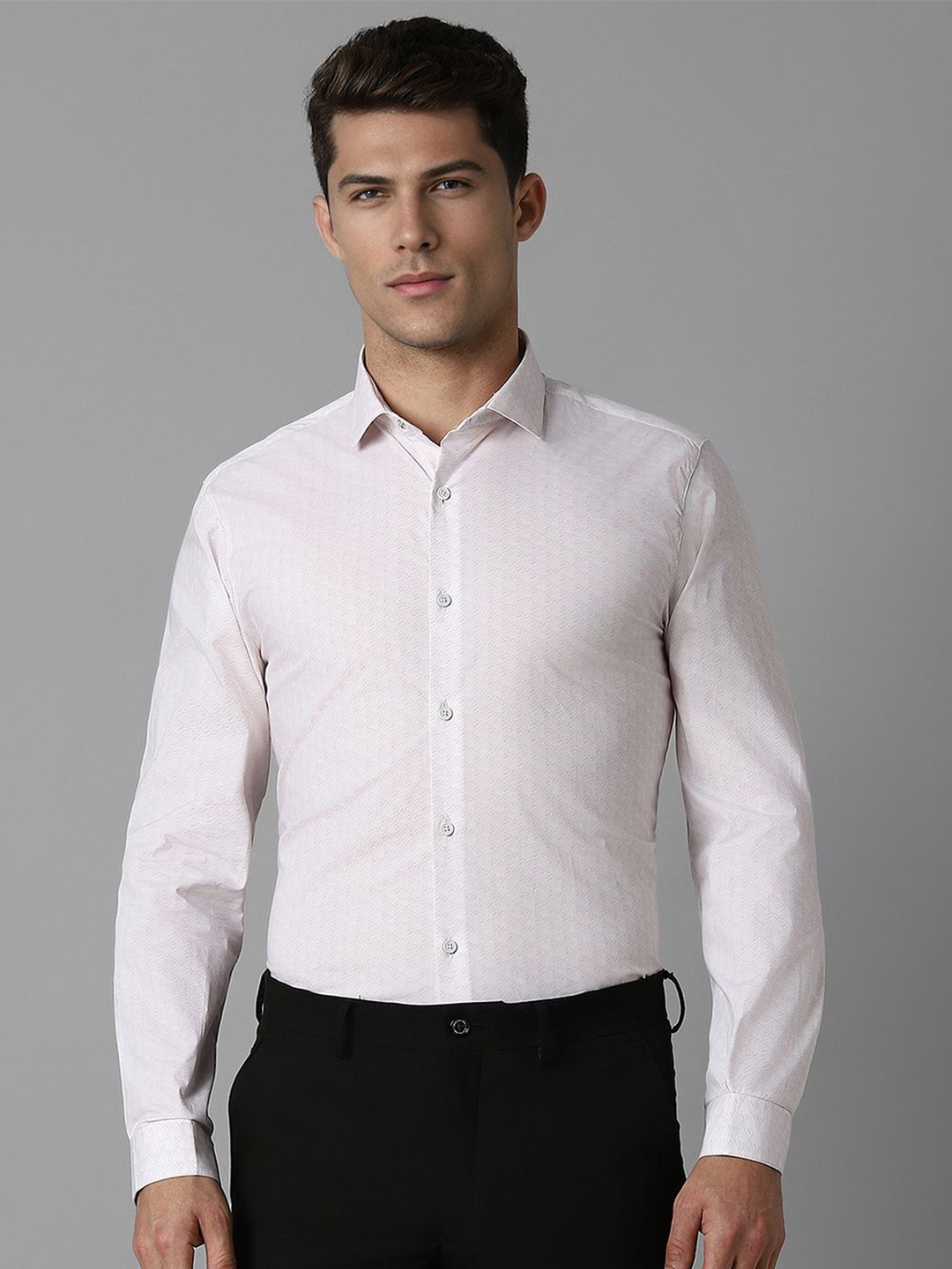 Louis Philippe Sport Men Super Spread Collar Micro Ditsy Printed Cotton Formal Shirt, Pink
Louis Philippe Sport Men Super Spread Collar Micro Ditsy Printed Cotton Formal Shirt, Pink