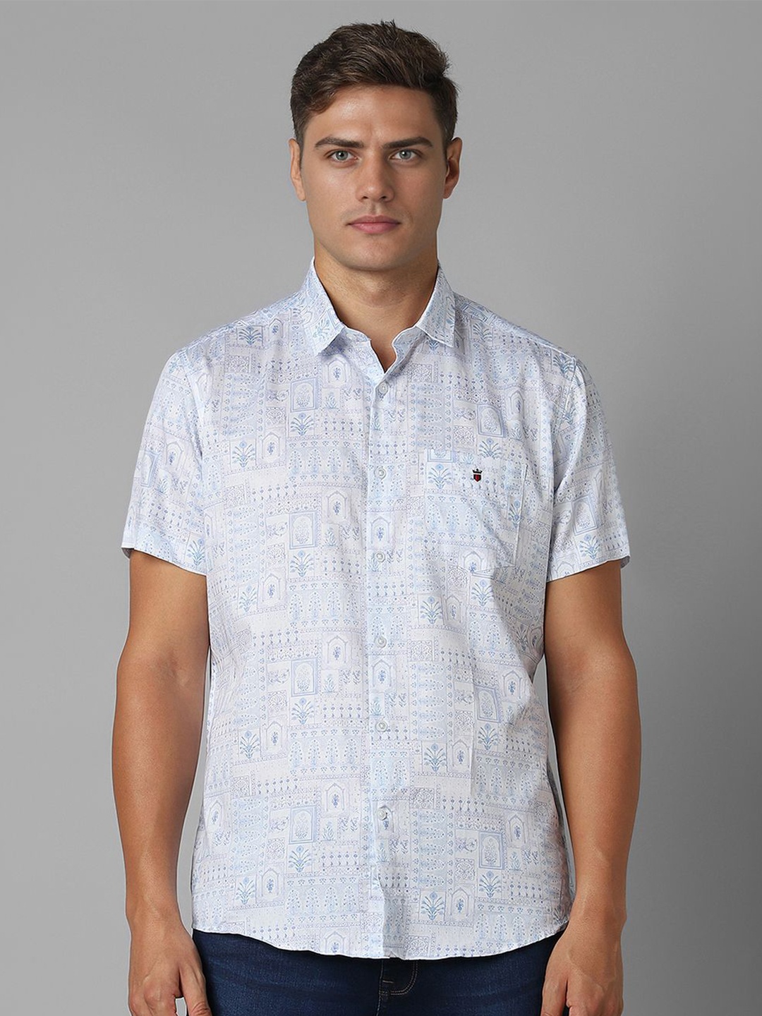 Louis Philippe Sport Men Spread Collar Abstract Printed Cotton Slim Fit Casual Shirt, Blue
Louis Philippe Sport Men Spread Collar Abstract Printed Cotton Slim Fit Casual Shirt, Blue