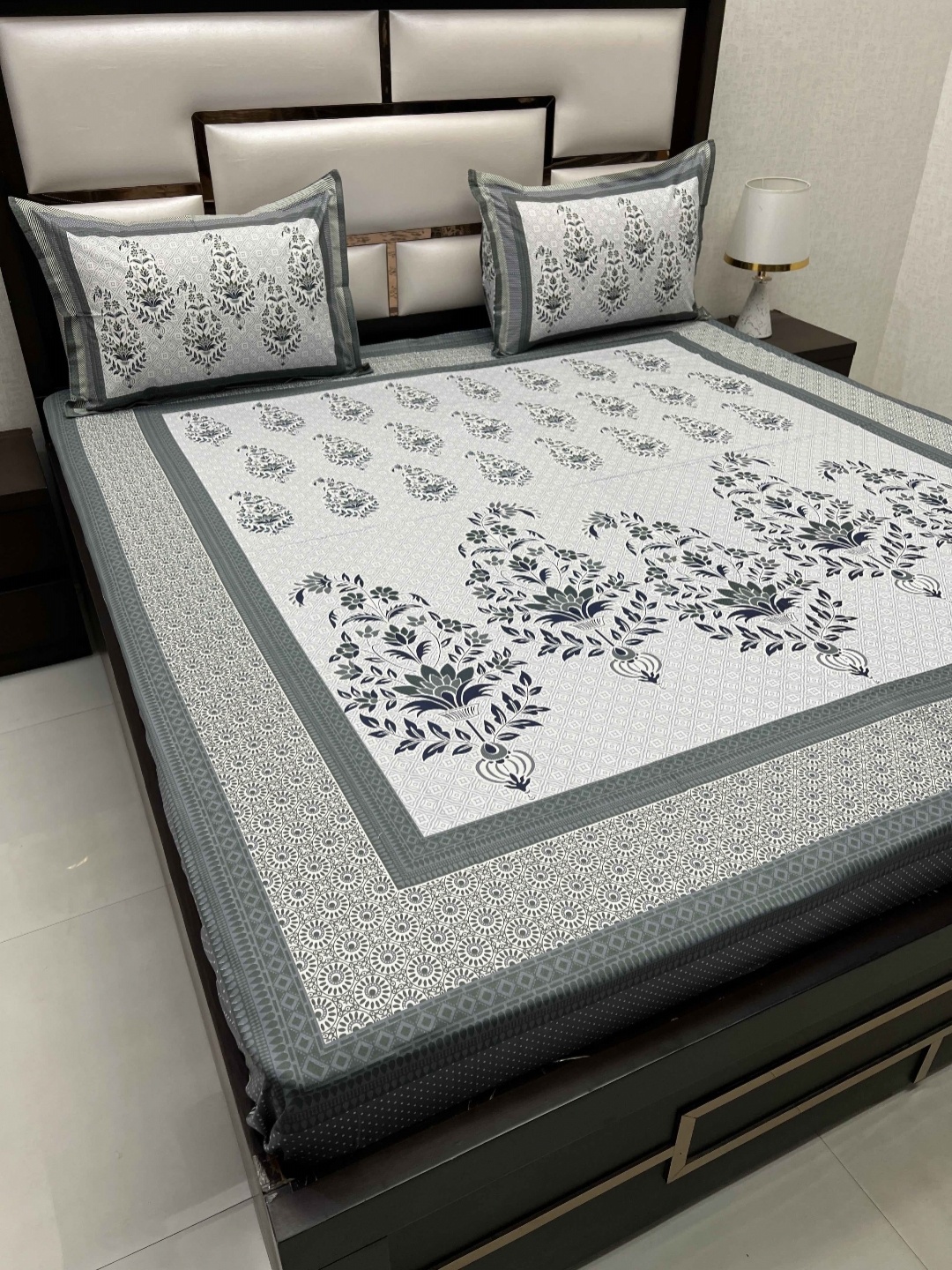 Pure Decor White & Grey Ethnic Motifs Pure Cotton 260TC King Bedsheet with 2 Pillow Covers
Pure Decor White & Grey Ethnic Motifs Pure Cotton 260TC King Bedsheet with 2 Pillow Covers