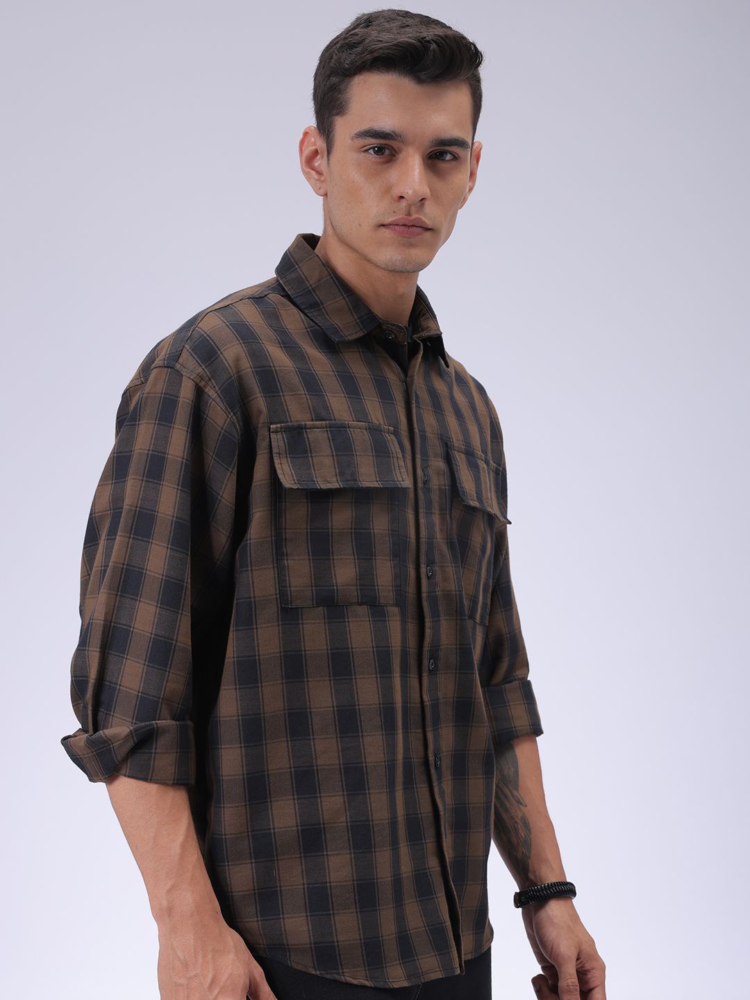 The Indian Garage Co Men Cutaway Collar Checked Cotton Oversized Casual Shirt, Olive
The Indian Garage Co Men Cutaway Collar Checked Cotton Oversized Casual Shirt, Olive