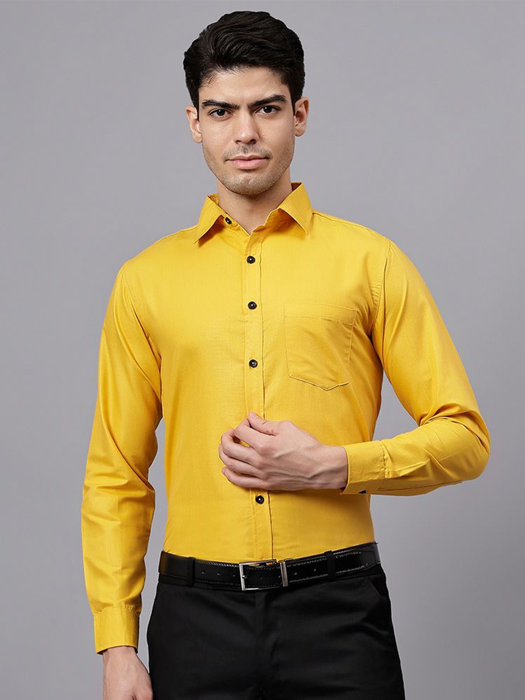 TrendiVastra Men India Slim Spread Collar Solid Cotton Slim Fit Formal Shirt, Yellow
TrendiVastra Men India Slim Spread Collar Solid Cotton Slim Fit Formal Shirt, Yellow