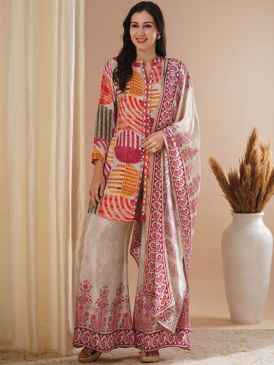 FASHOR Floral Printed Mandarin Collar Thread Work A-Line Kurta With Palazzos & Dupatta, Red
FASHOR Floral Printed Mandarin Collar Thread Work A-Line Kurta With Palazzos & Dupatta, Red