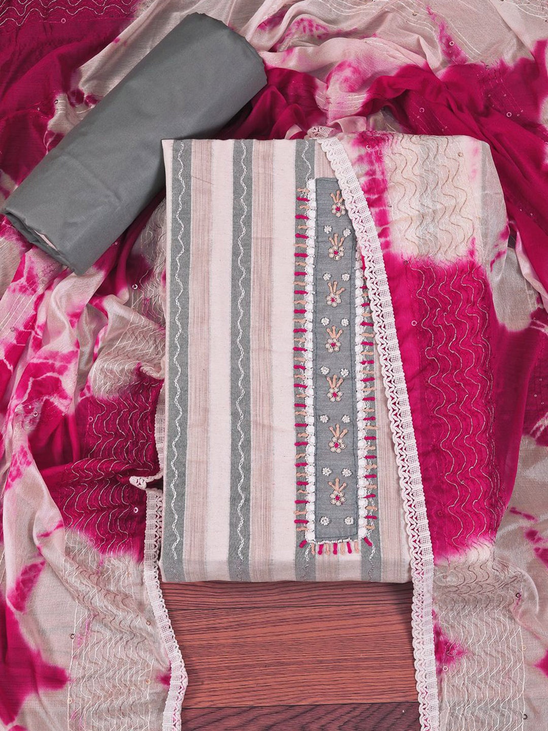 Jaipur Kurti Unstitched Floral Printed Beads and Stones Dress Material With Dupatta, Grey
Jaipur Kurti Unstitched Floral Printed Beads and Stones Dress Material With Dupatta, Grey