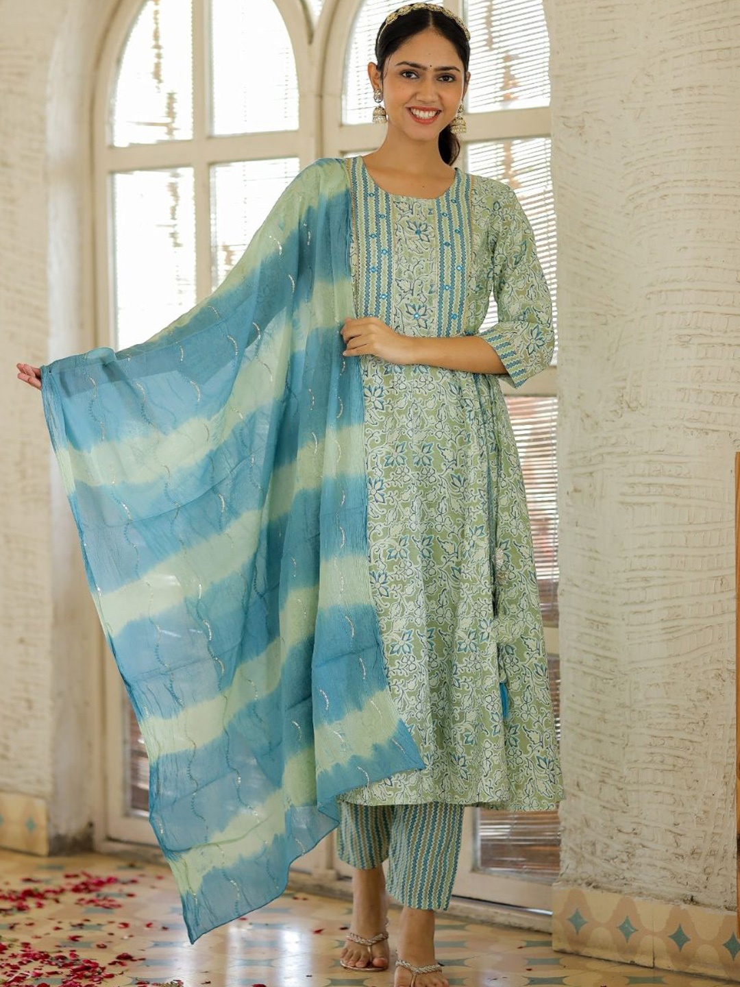 KALINI Ethnic Motifs Embroidered Anarkali Kurta With Trousers & Dupatta, Blue
KALINI Ethnic Motifs Embroidered Anarkali Kurta With Trousers & Dupatta, Blue