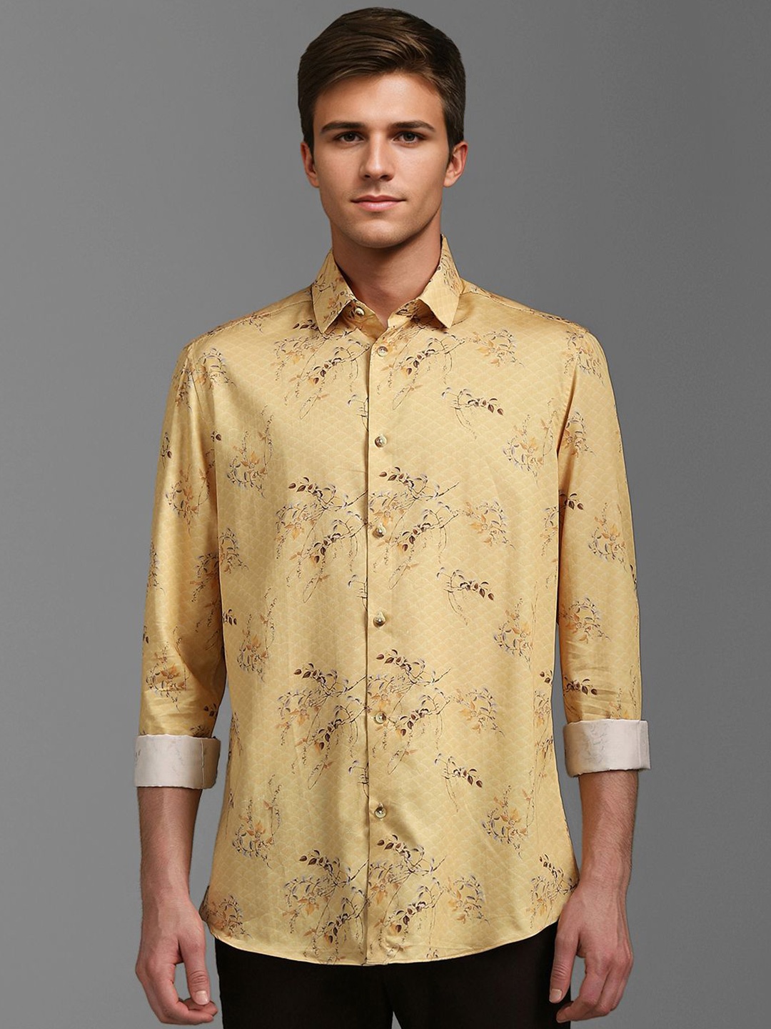Louis Philippe Sport Men Classic Spread Collar Floral Printed Cotton Casual Shirt, Yellow
Louis Philippe Sport Men Classic Spread Collar Floral Printed Cotton Casual Shirt, Yellow