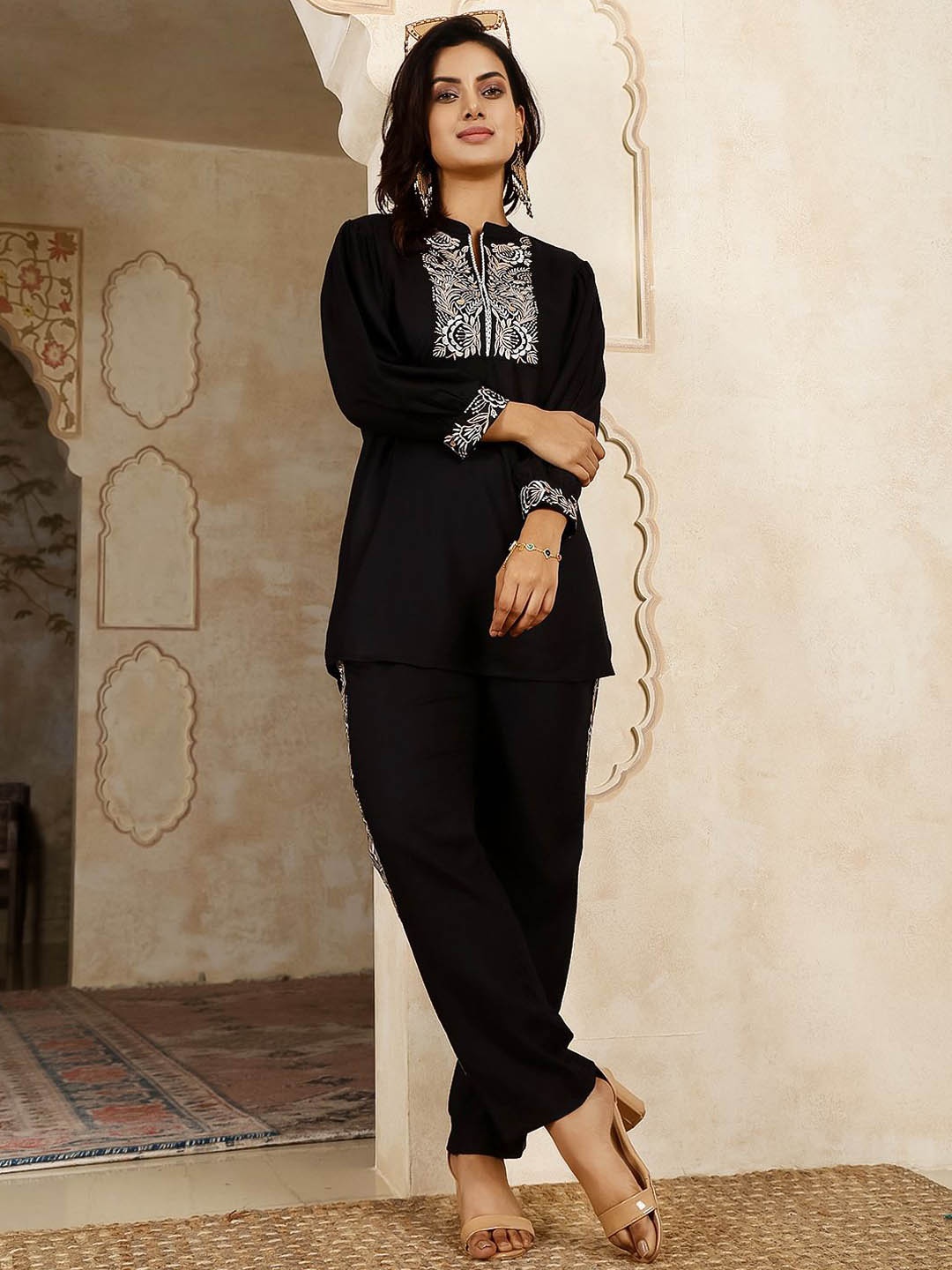 GULMOHAR JAIPUR Floral Embroidered Three-Forth Sleeves Top With Trousers Co-Ords, Black
GULMOHAR JAIPUR Floral Embroidered Three-Forth Sleeves Top With Trousers Co-Ords, Black