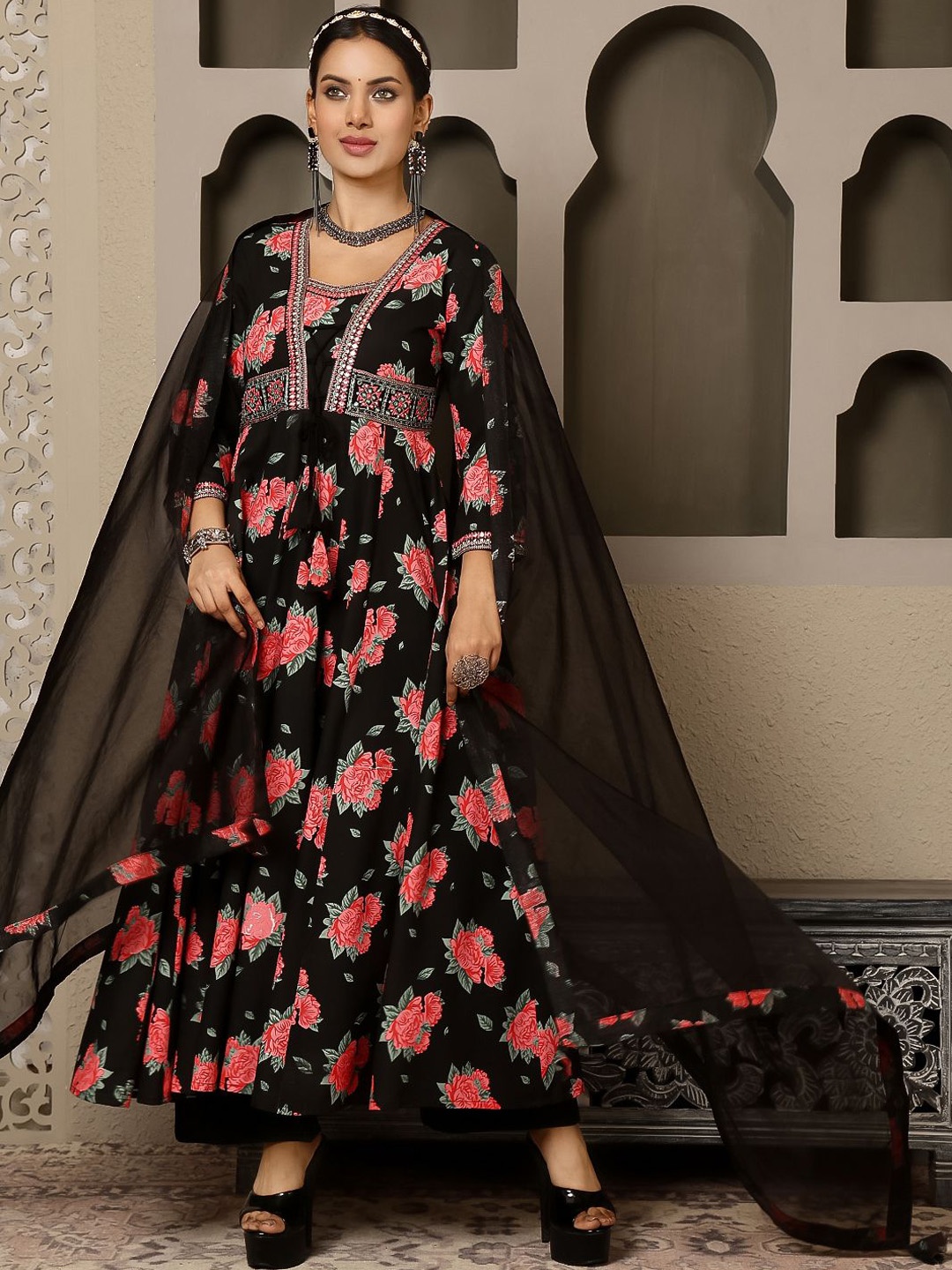 GULMOHAR JAIPUR Women Printed Regular Kurta with Palazzos & With Dupatta, Black
GULMOHAR JAIPUR Women Printed Regular Kurta with Palazzos & With Dupatta, Black