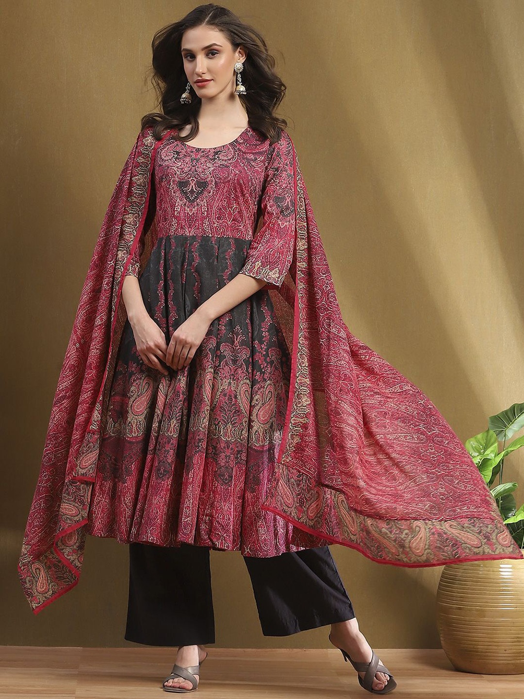 Biba Women Ethnic Motifs Printed Pure Cotton Anarkali Kurta With Palazzos & Dupatta, Grey
Biba Women Ethnic Motifs Printed Pure Cotton Anarkali Kurta With Palazzos & Dupatta, Grey