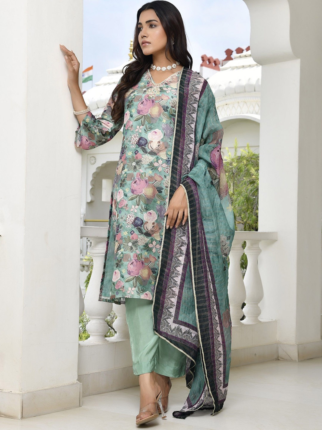 VAASVA JAIPUR Women Floral Printed Embroidered Gotta Patti Kurta with Trousers &Dupatta, Blue
VAASVA JAIPUR Women Floral Printed Embroidered Gotta Patti Kurta with Trousers &Dupatta, Blue
