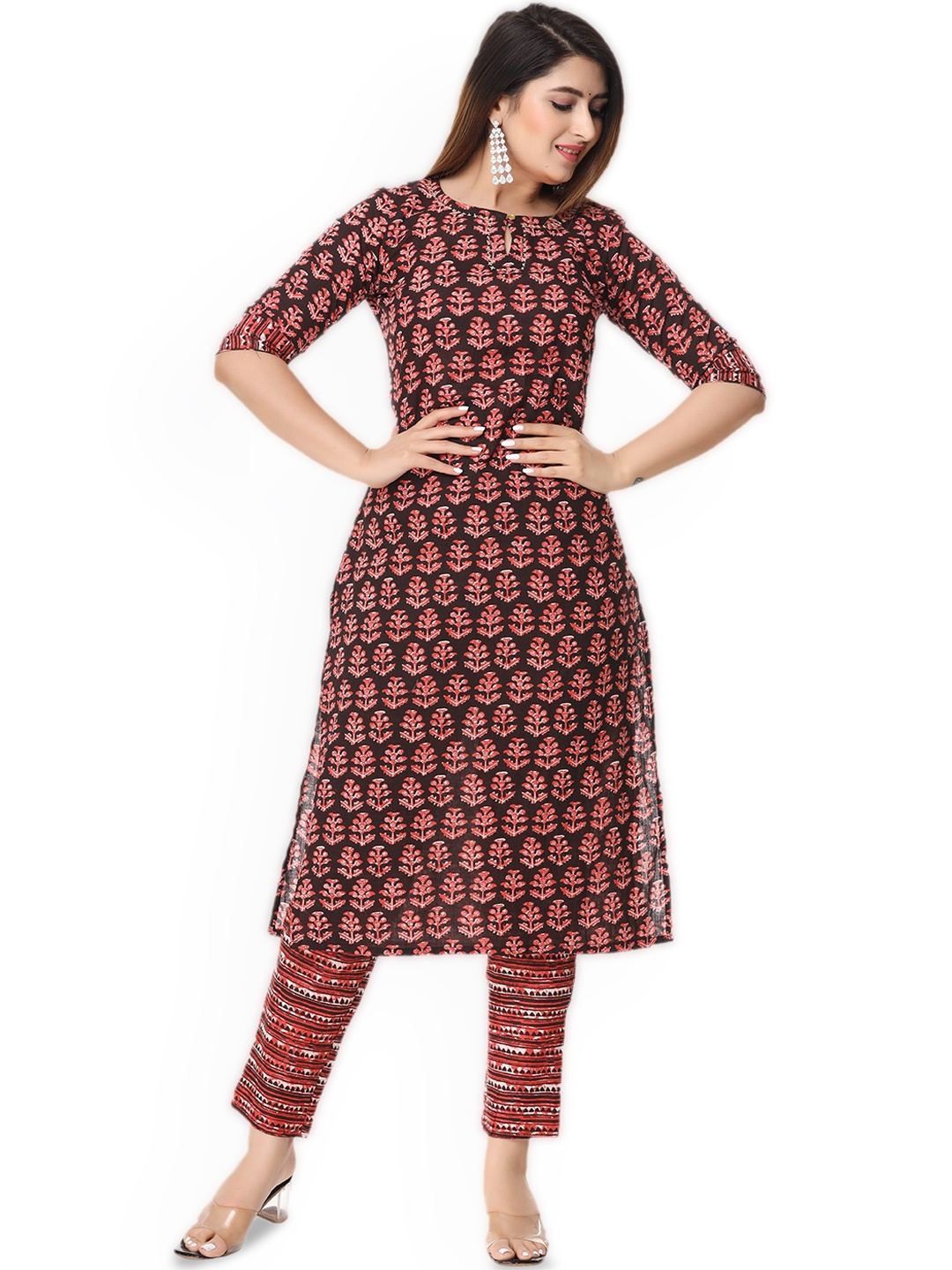 Cloth Bites Ethnic Motifs Printed Regular Pure Cotton Straight Kurta with Trousers, Black
Cloth Bites Ethnic Motifs Printed Regular Pure Cotton Straight Kurta with Trousers, Black